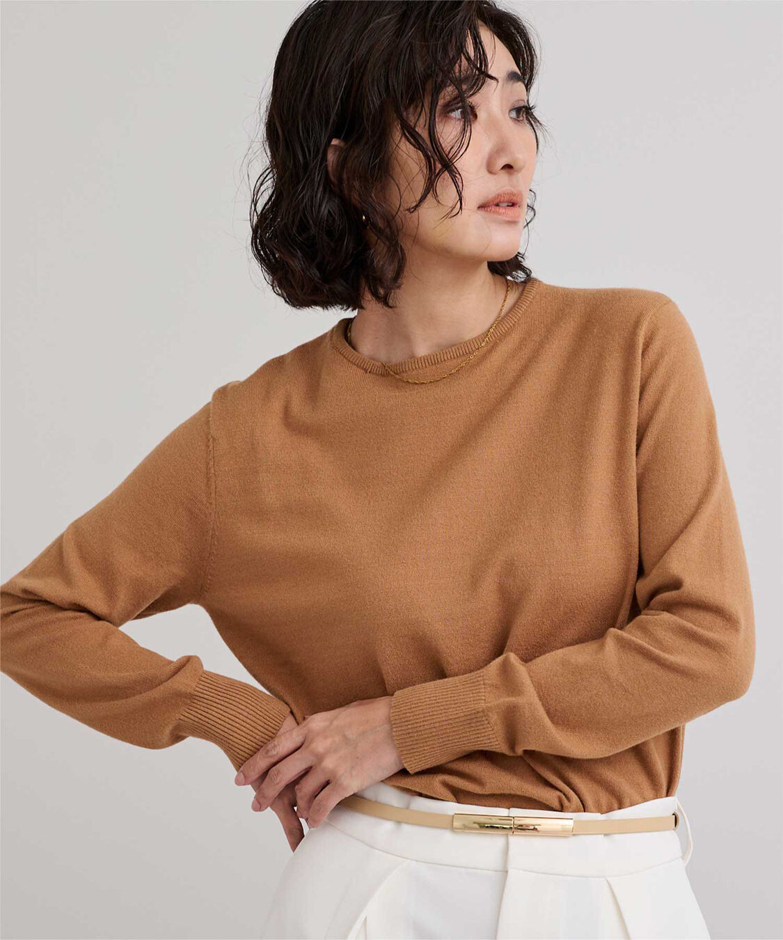ur's「カシミヤタッチクルーネックニットトップス」|ニット・セーター|キャメル