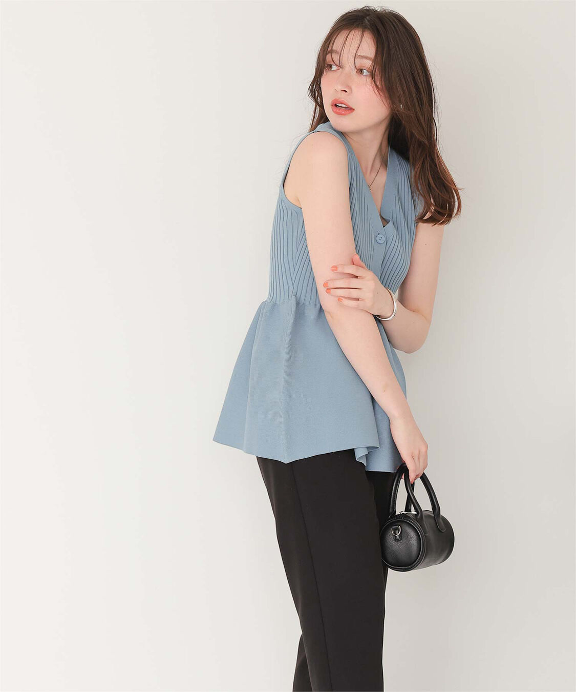 titivate「前後2wayノースリーブペプラムニットトップス」|ニット・セーター|