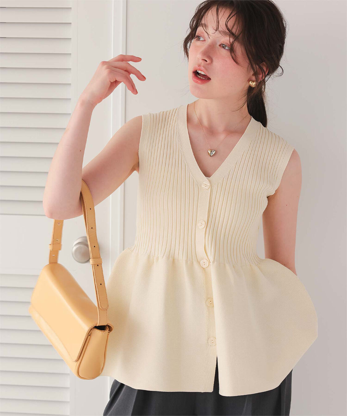 titivate「前後2wayノースリーブペプラムニットトップス」|ニット・セーター|アイボリー