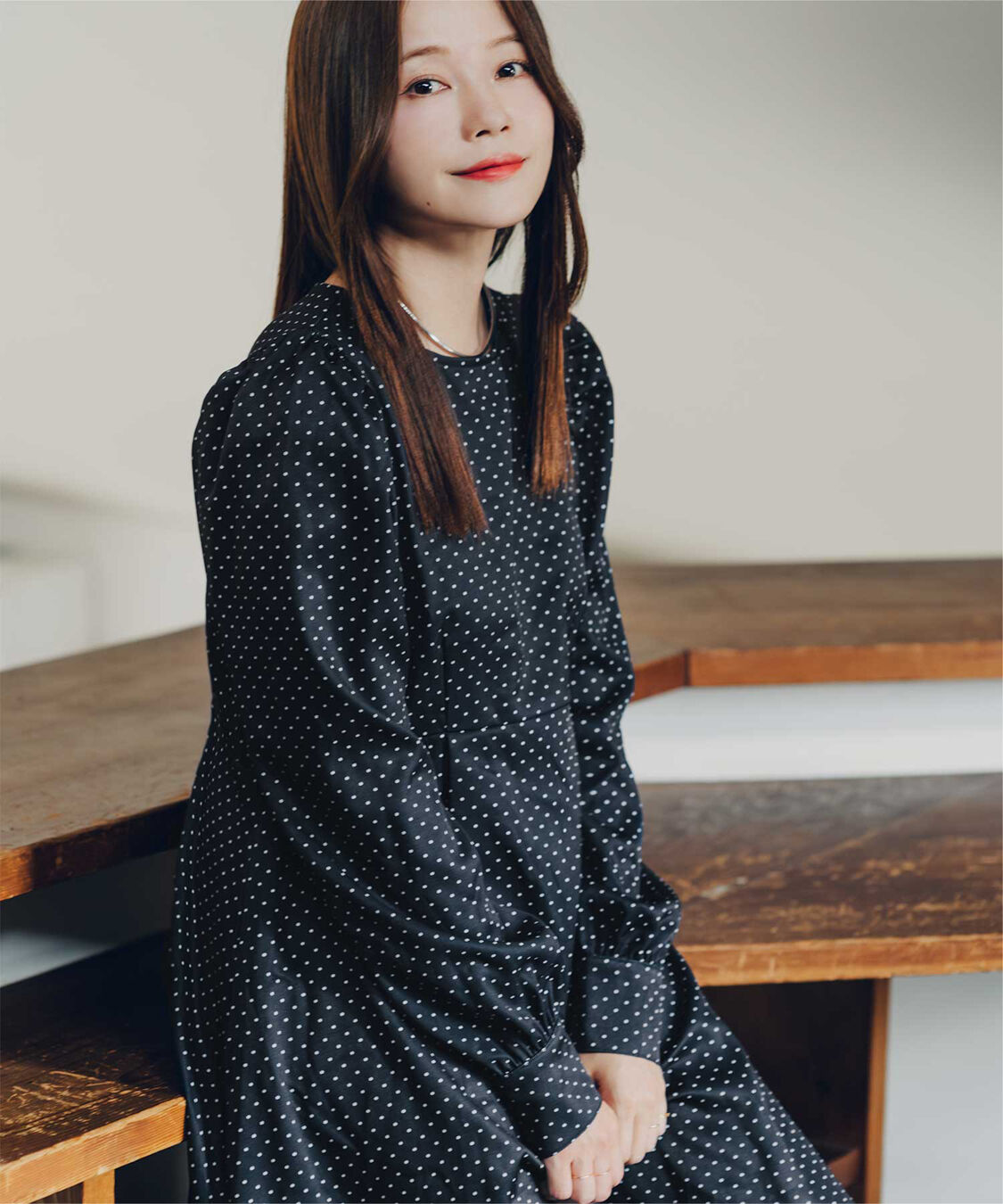 titivate「【高山直子さんコラボアイテム】ボリュームギャザースリーブフレアワンピース」|ワンピース|ドット2