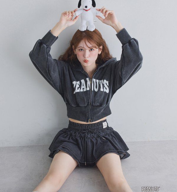  「【PEANUTSコラボ】スヌーピー刺繍入りパーカー」|パーカー|