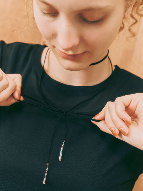 Te chichi TERRASSE「スウェードコードチョーカー《2025autumn catalog item》」|ネックレス|