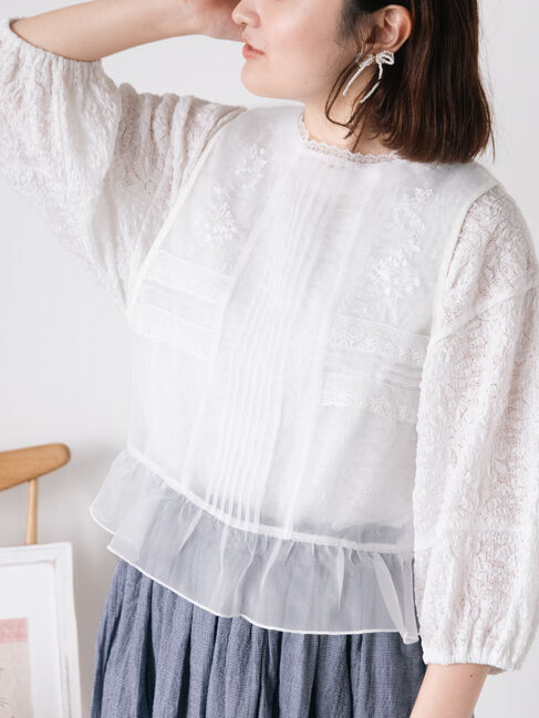 Samansa Mos2「オーガンジー刺繍ベスト」|ダウンベスト・ベスト|オフホワイト