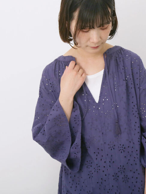 Samansa Mos2 blue「【Made in India】タッセル付ギャザーレースブラウス」|シャツ・ブラウス|