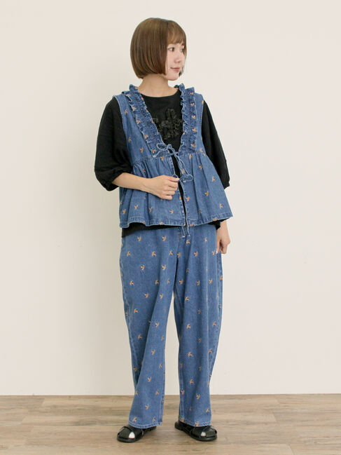 Samansa Mos2「刺繍デニムベスト」|ダウンベスト・ベスト|