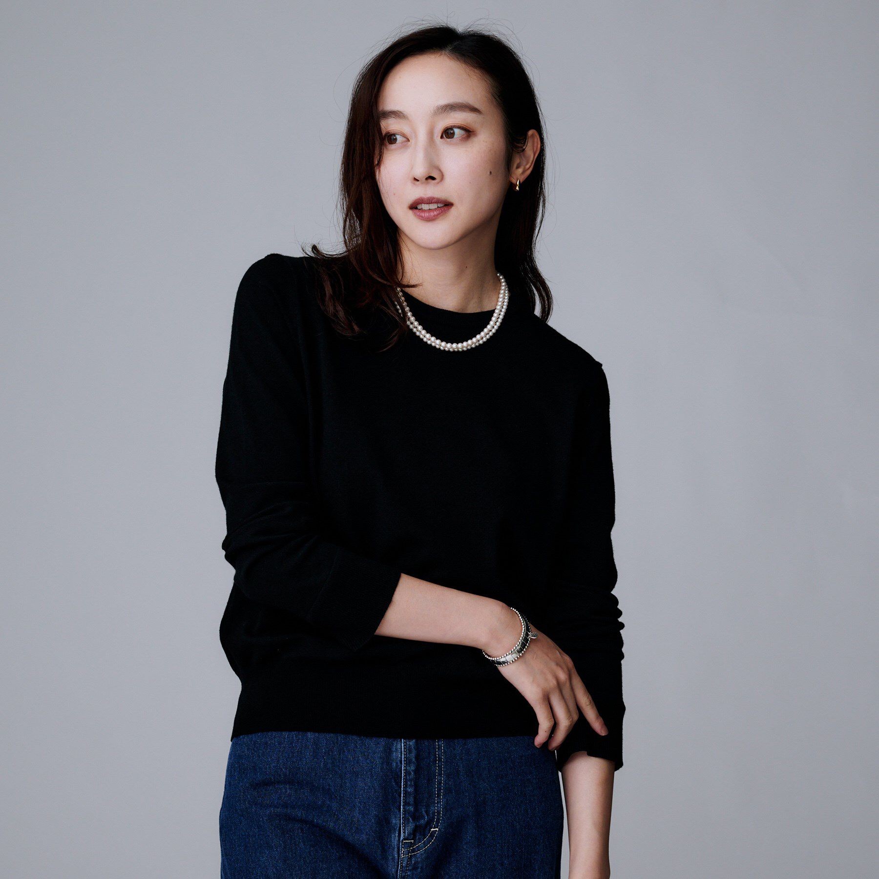 UNTITLED「【フリル取り外し可/きれいめエレガント】フリルシャツレイヤード風ニット」|ニット・セーター|