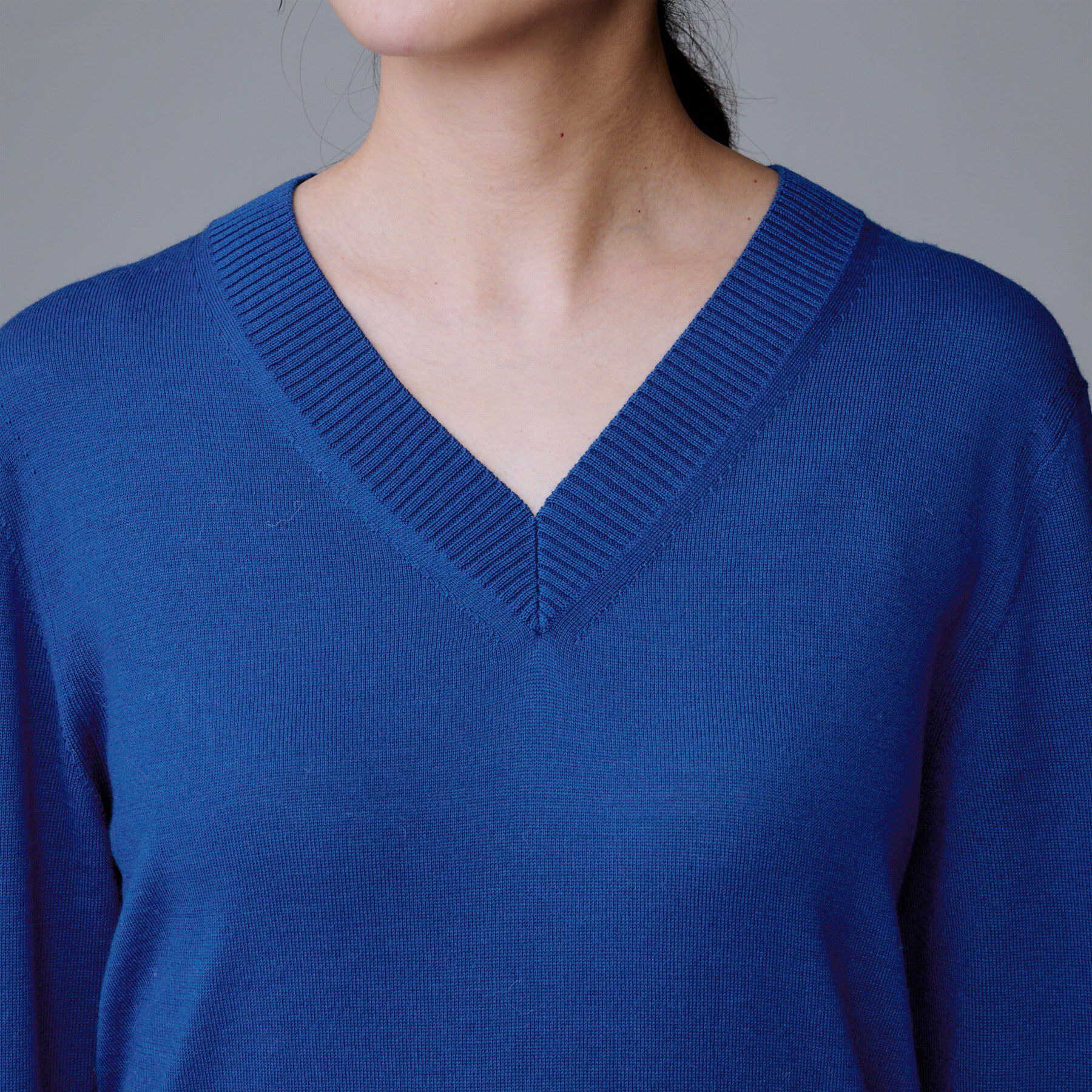 UNTITLED「【洗える/きれいめ】Vネックプルオーバーニット」|ニット・セーター|