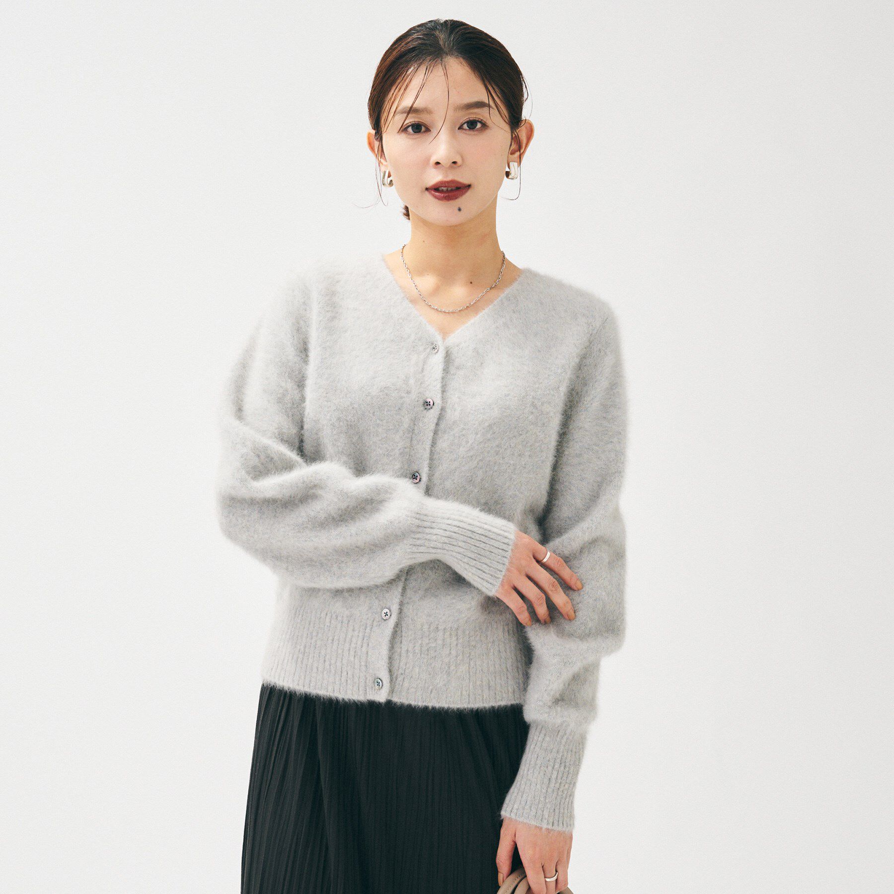 UNTITLED「【ふわふわニット/前後2WAY】フォックスカシミヤカーディガン」|カーディガン|