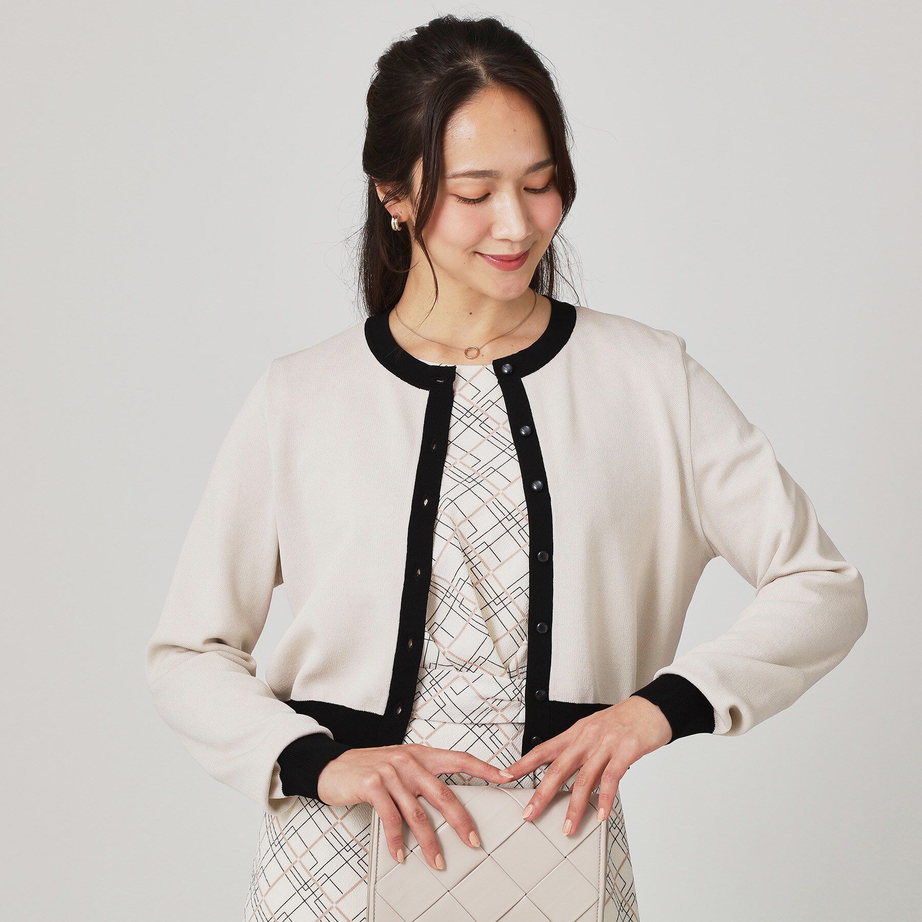 COUP DE CHANCE「【手洗い可】幾何柄風ジャカードカーディガン」|カーディガン|ライトベージュ(65