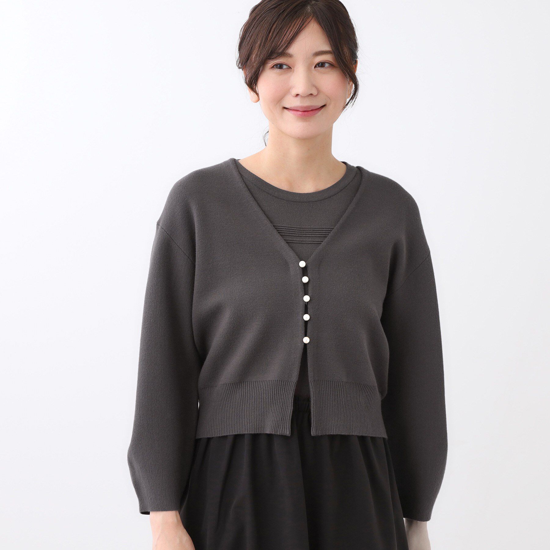 Reflect「【軽い羽織に◎／セットアップ可】パール調ボタン付きカーディガン」|カーディガン|