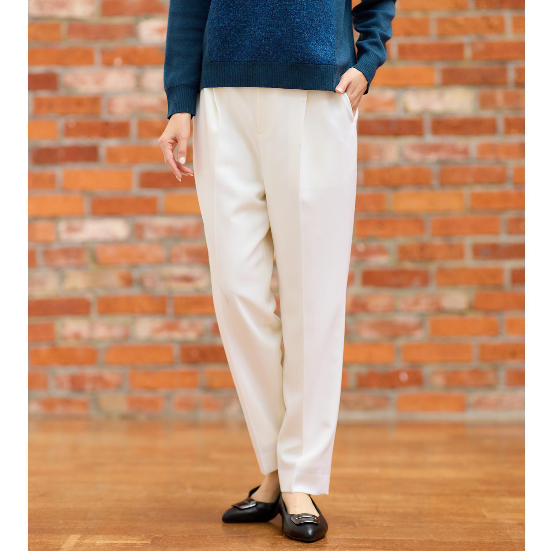 Reflect「【腰周りすっきり◎】センタープレス入りテーパードパンツ」|その他|オフホワイト(003