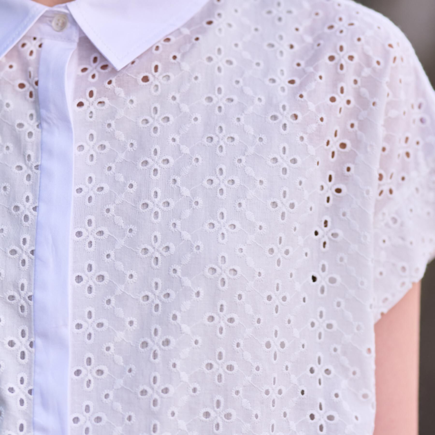 DRESSTERIOR「【洗える/コットン100％】イレギュラーヘムレースシャツ」|シャツ・ブラウス|