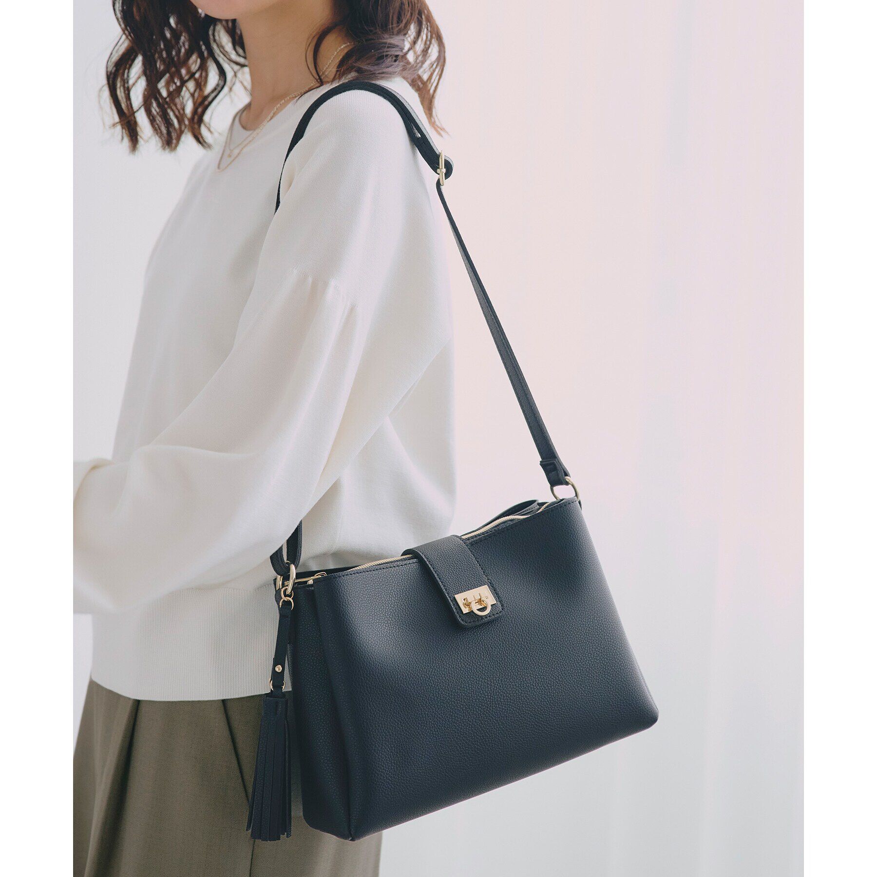 grove「【人間工学】ワイドベルトタッセルショルダー」|ショルダー・メッセンジャー|ブラック(019)