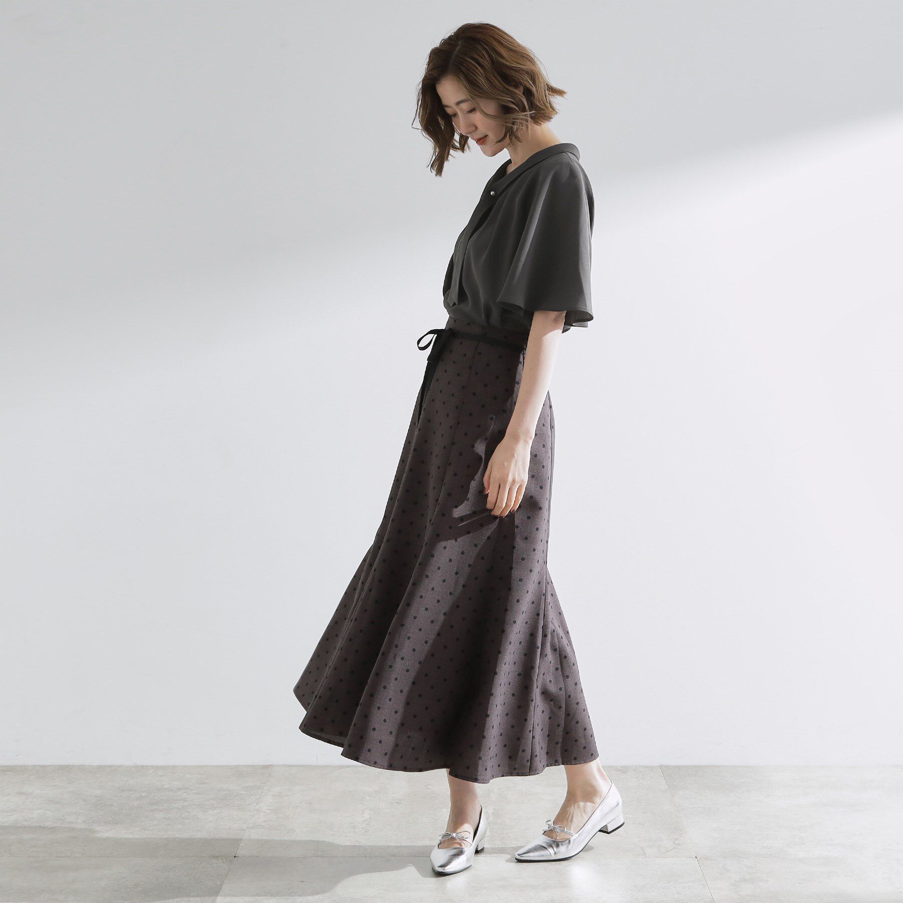 grove「【お仕事/二の腕カバー】パール調使いが華やか 上品ボウタイブラウス」|シャツ・ブラウス|