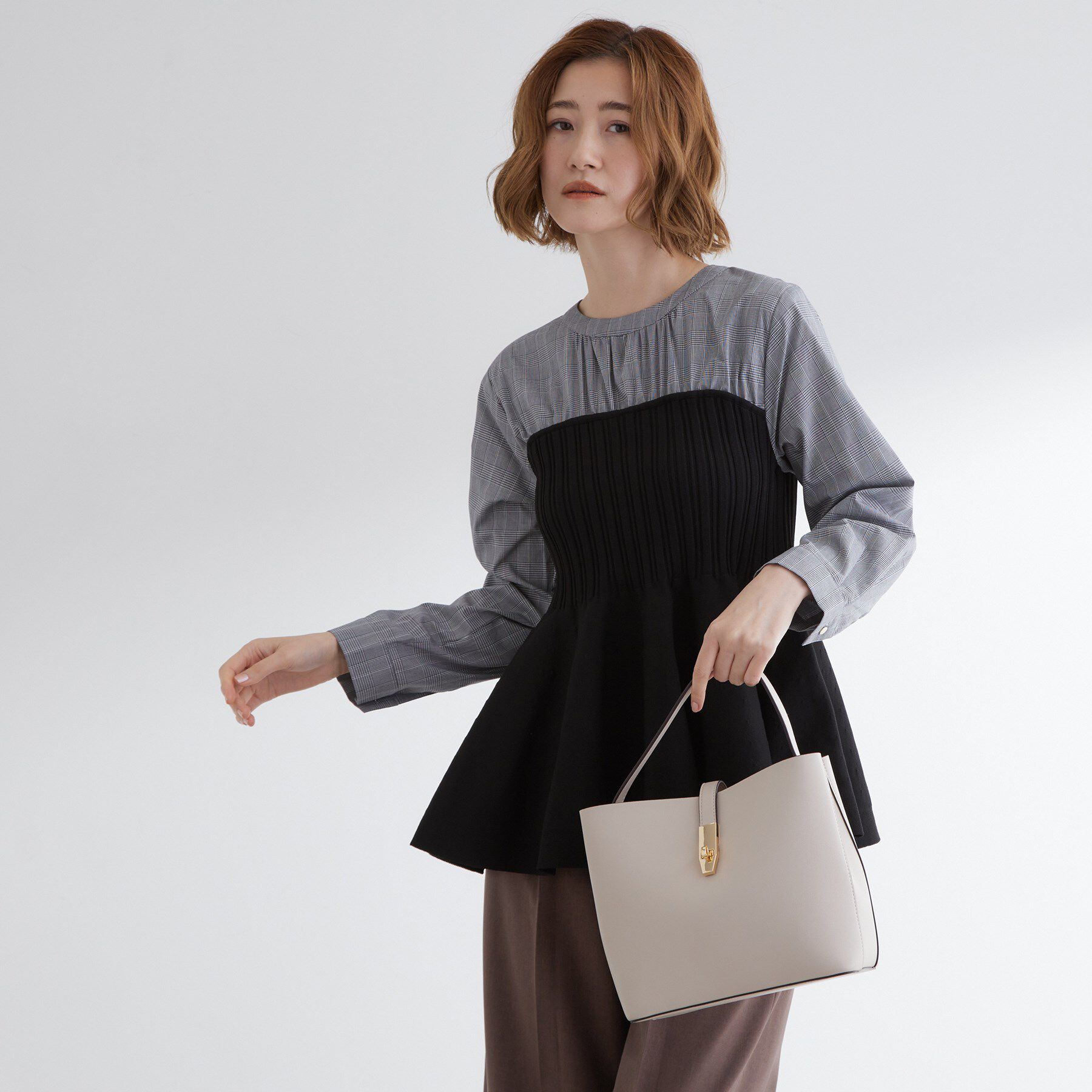 grove「【人間工学】メタルベルトダブルショルダーバッグ」|ショルダー・メッセンジャー|