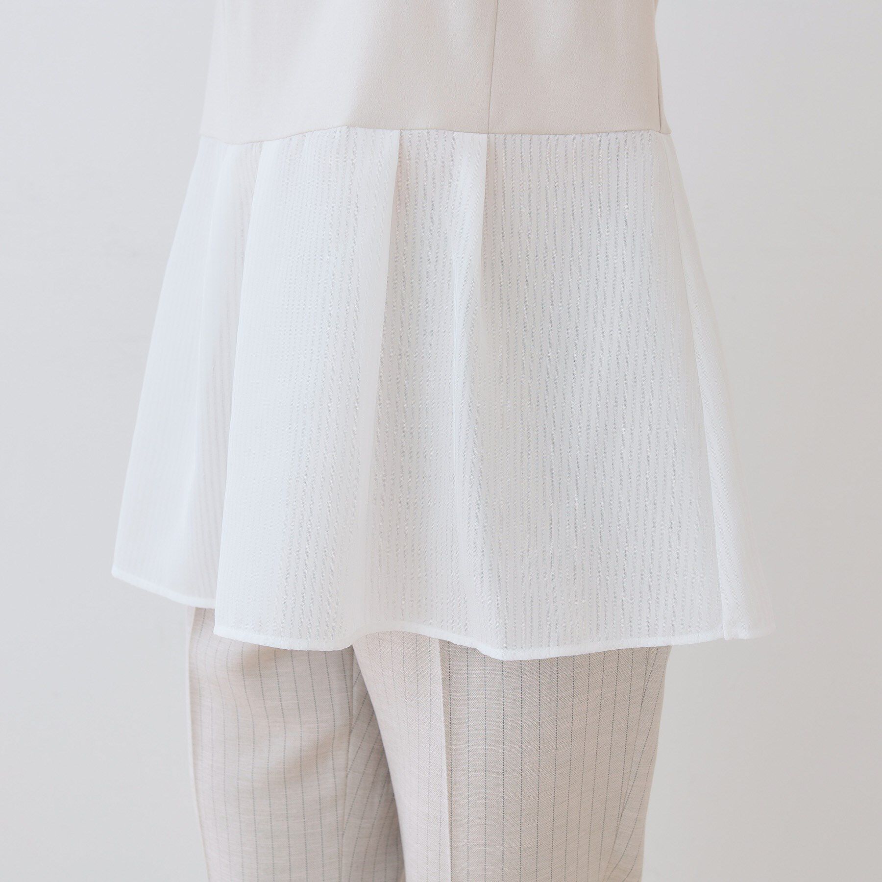 INDIVI「【洗える／レイヤードにも活躍】ペプラムインナートップス」|Tシャツ・カットソー|