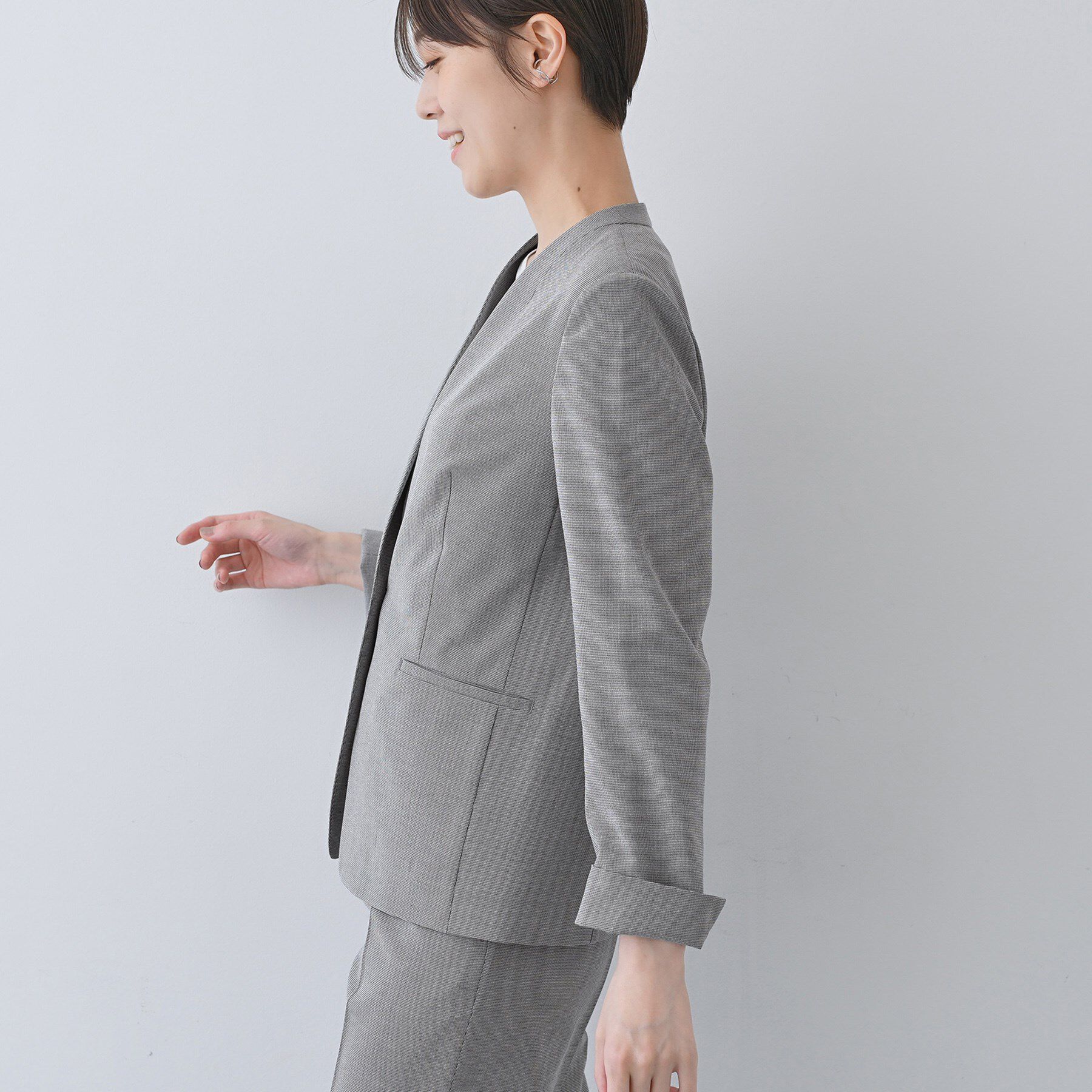 INDIVI「【洗える／夏スーツ】ミニ千鳥柄ノーカラージャケット」|ノーカラージャケット|