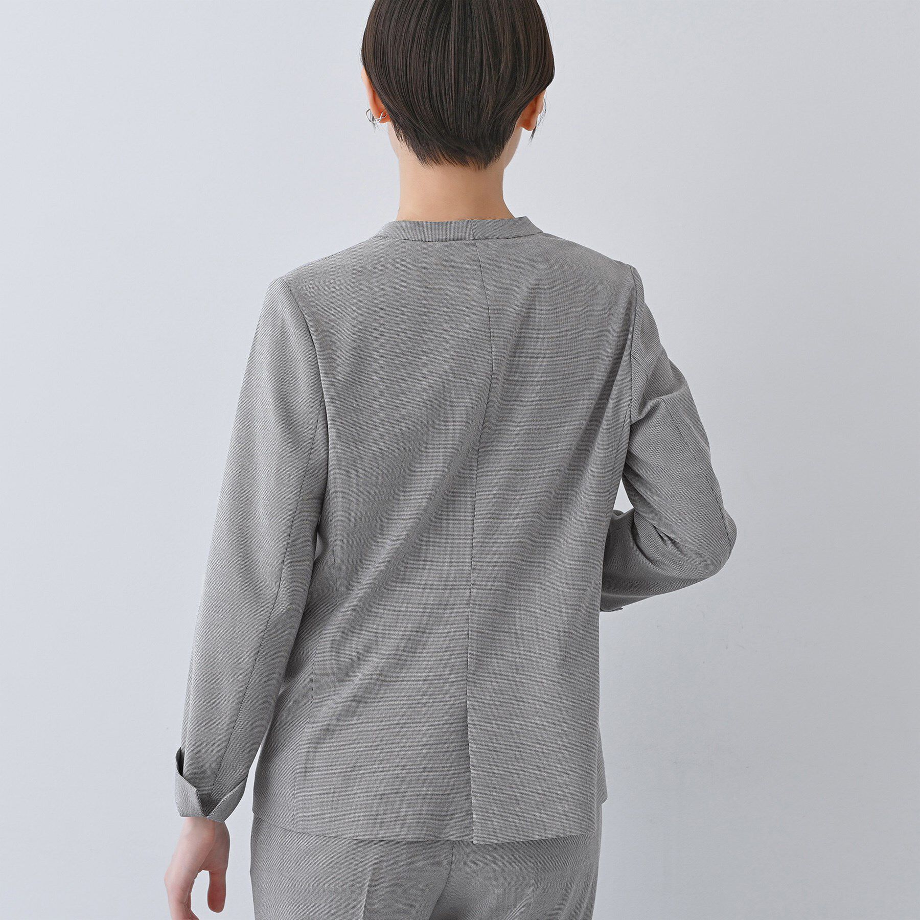 INDIVI「【洗える／夏スーツ】ミニ千鳥柄ノーカラージャケット」|ノーカラージャケット|