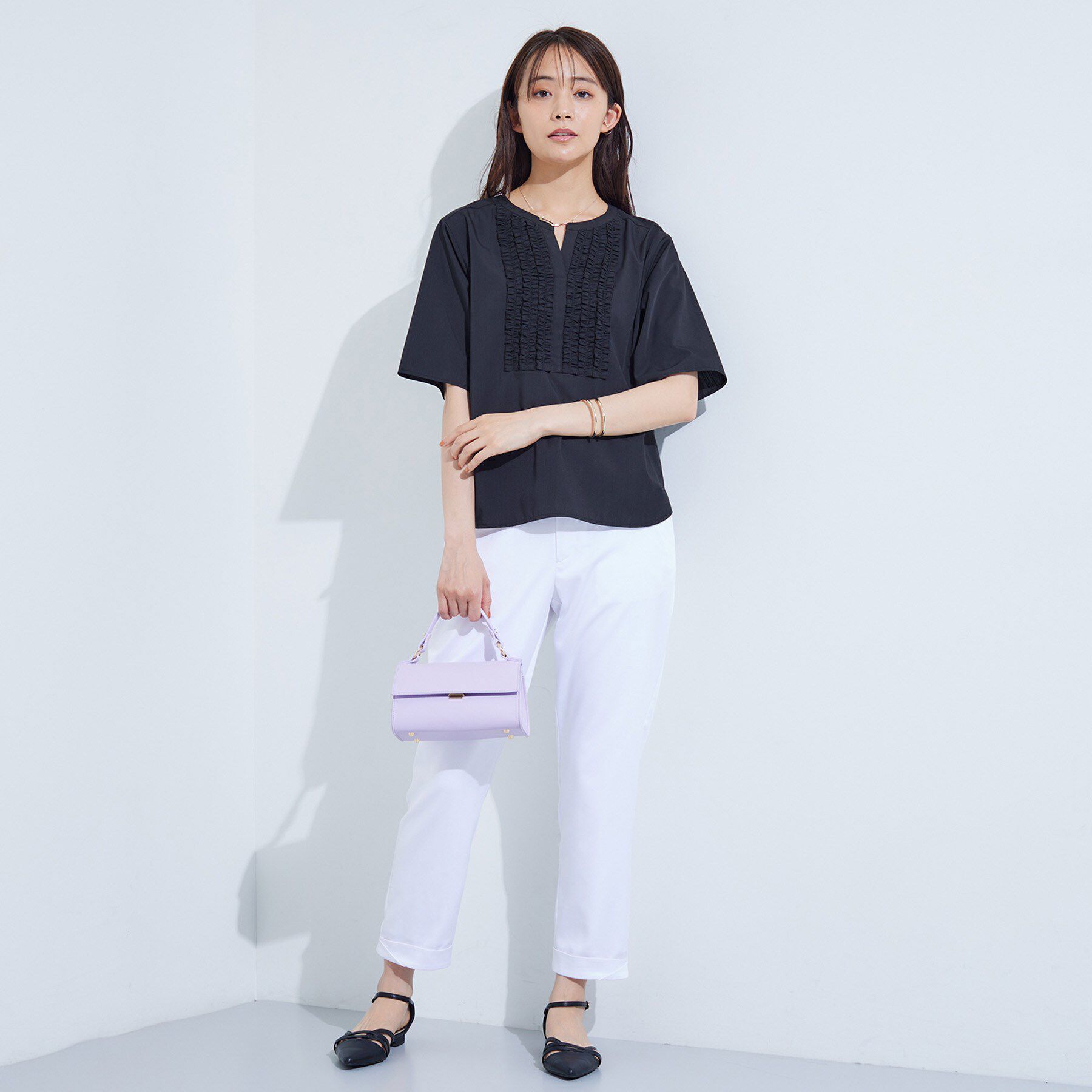 INDIVI「【洗える】胸元タックフリルブラウス」|シャツ・ブラウス|