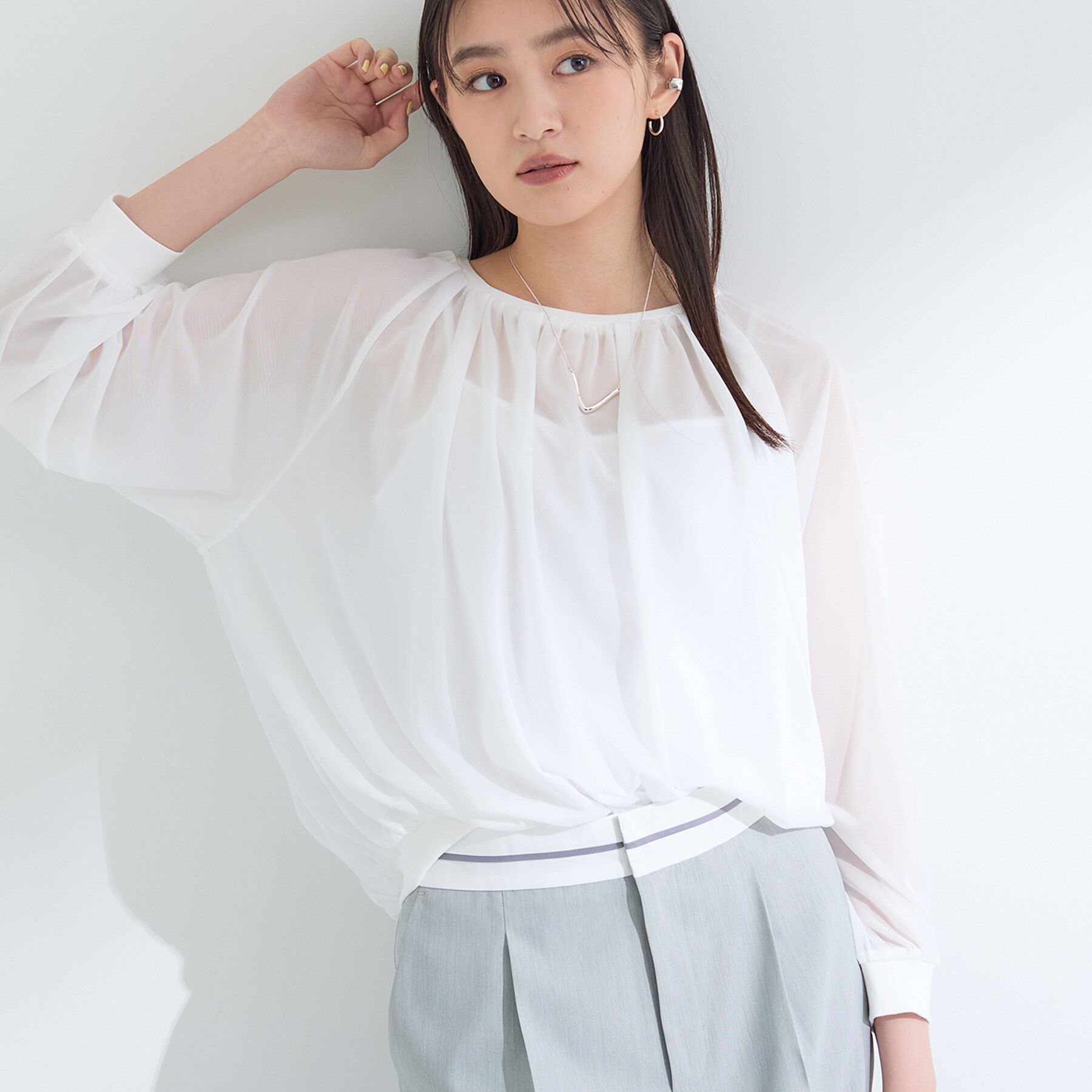 INDIVI「【体型カバー／マシンウォッシュ対応】シアージャージトップス」|Tシャツ・カットソー|ホワイト(001)