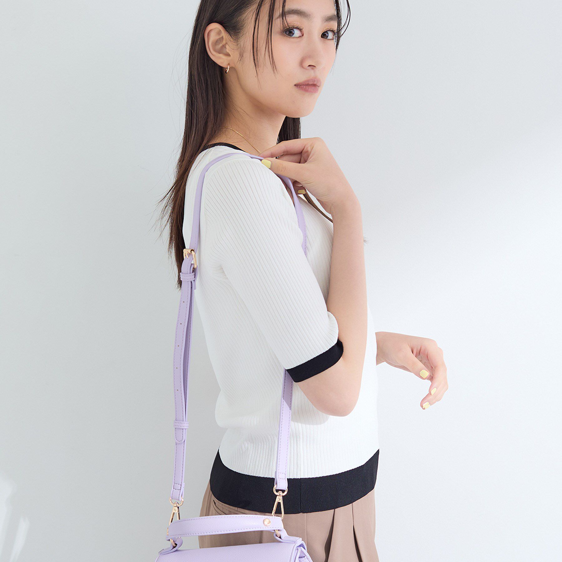 INDIVI「【インナーで活躍／アンサンブル】クルーネック半袖ニット」|ニット・セーター|