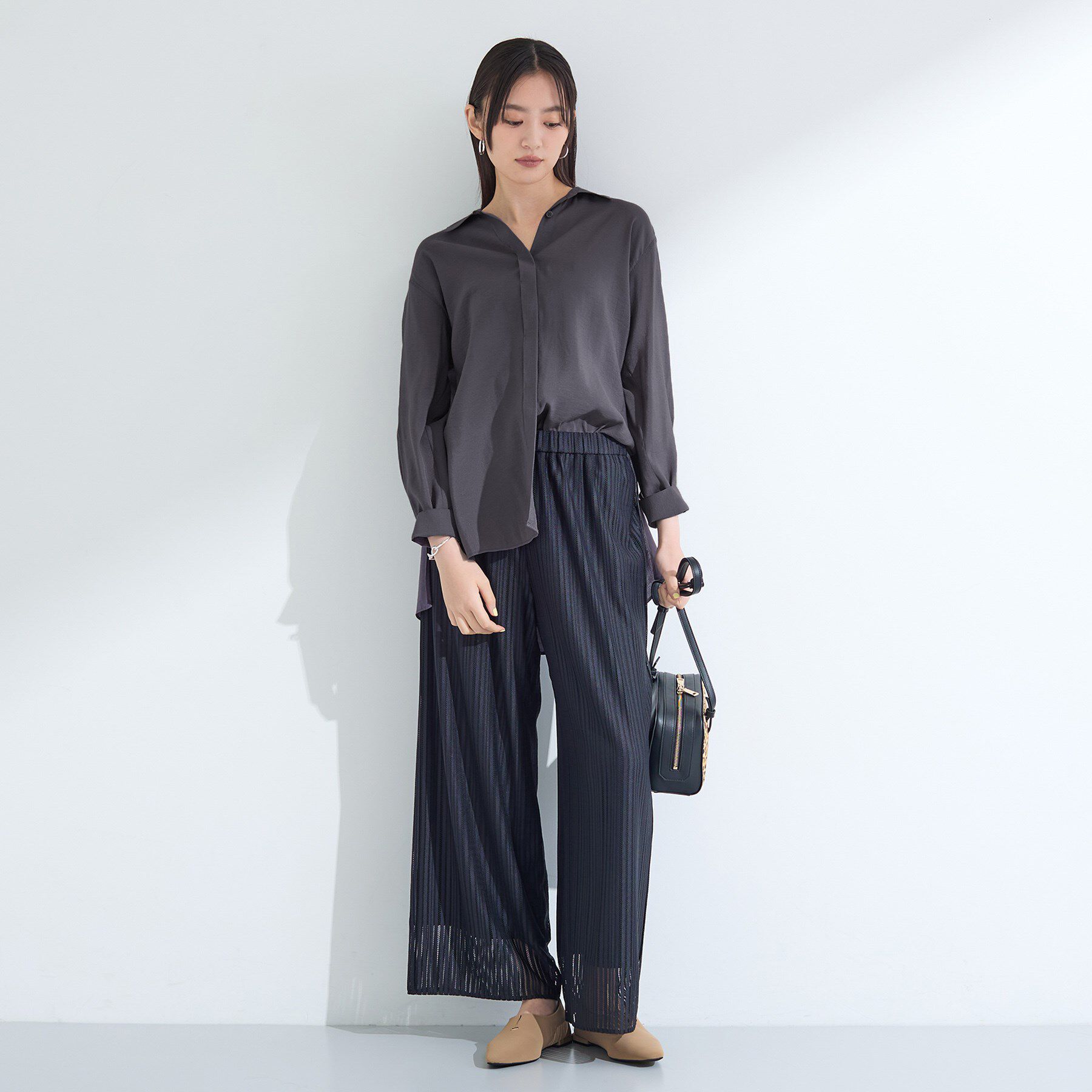 INDIVI「【体型カバー／清涼感】シアーオーバーシャツ」|シャツ・ブラウス|