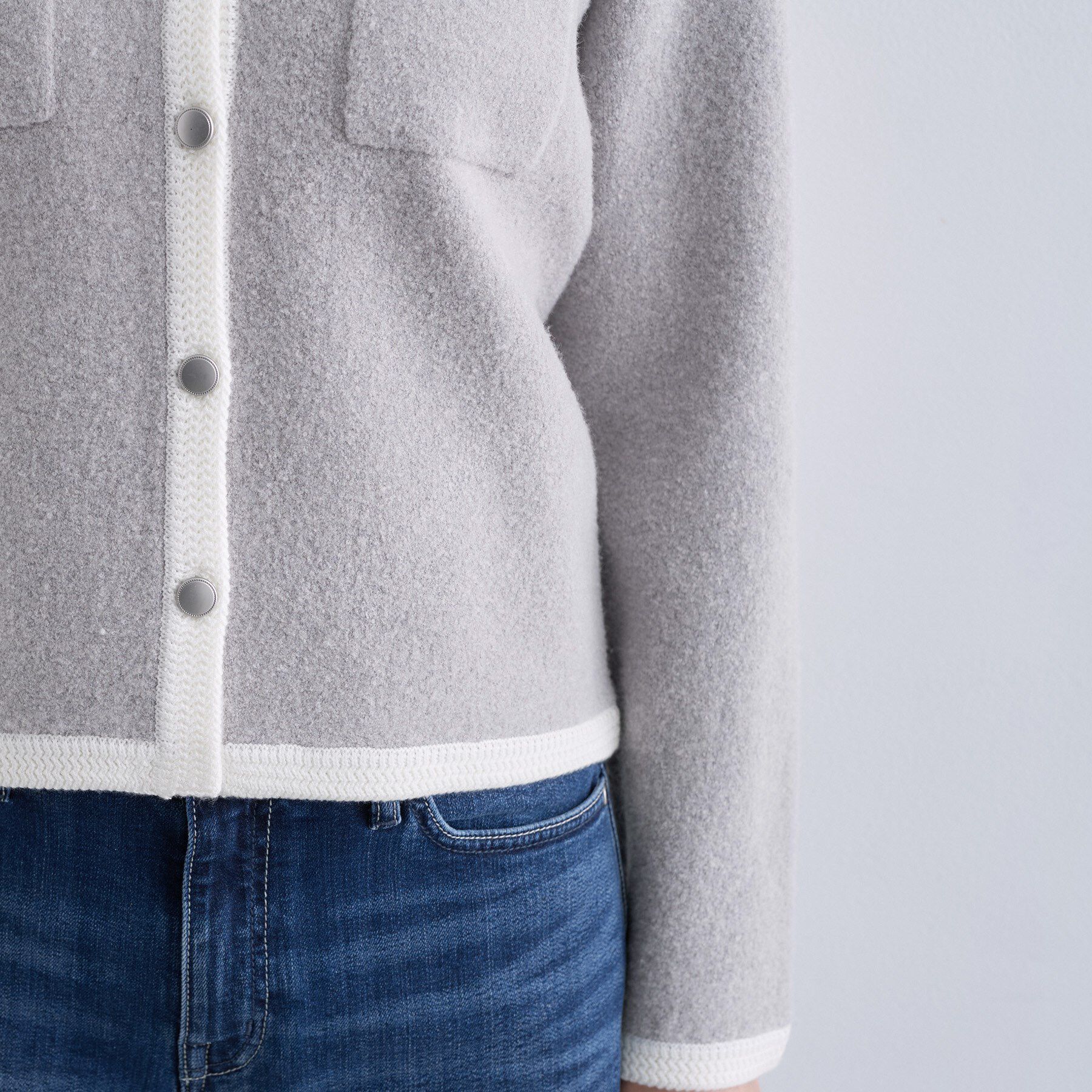 INDIVI「【ミニブークレ素材】ジャケットライクカーディガン」|カーディガン|