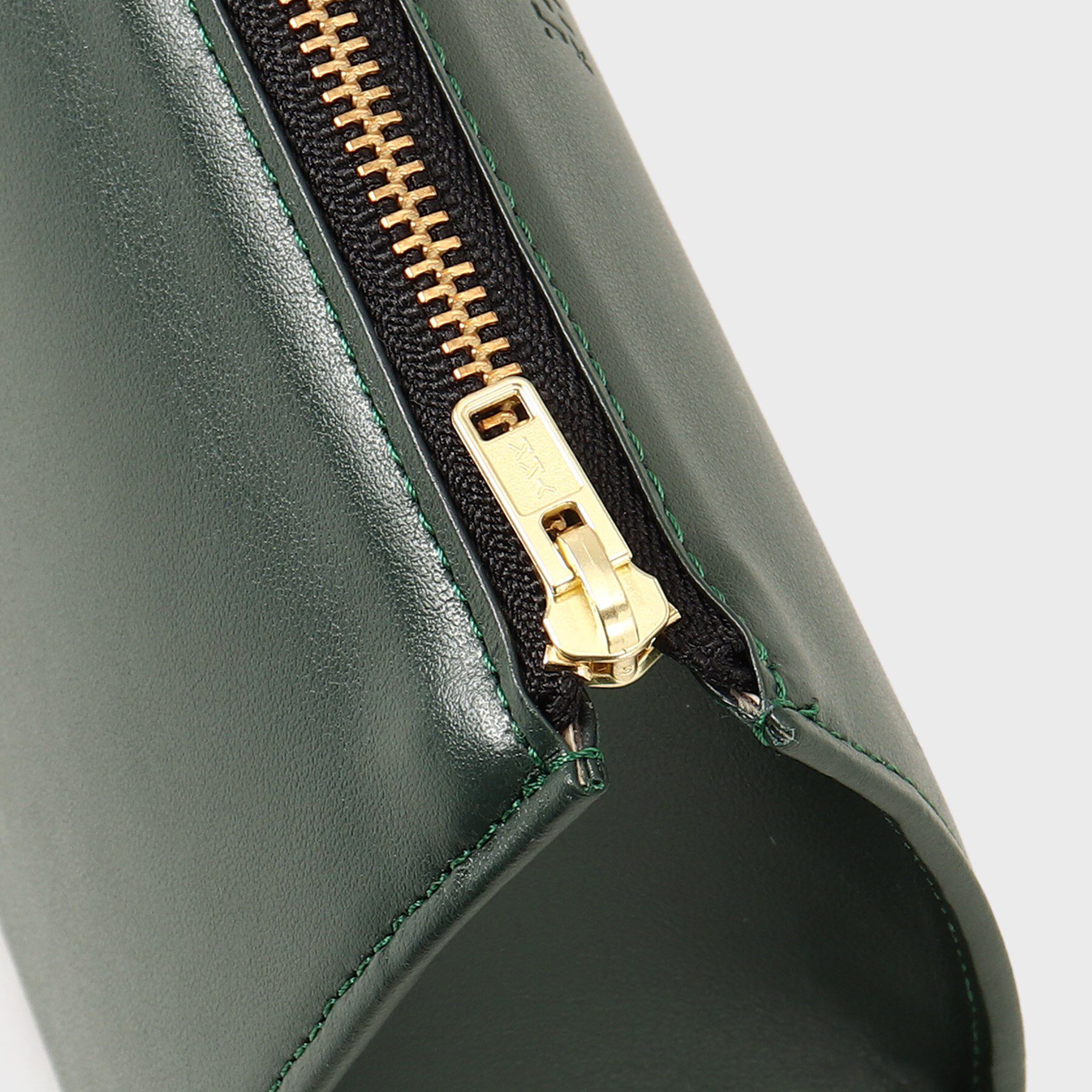 TAKEO KIKUCHI「レザーガジェットポーチ」|ポーチ|