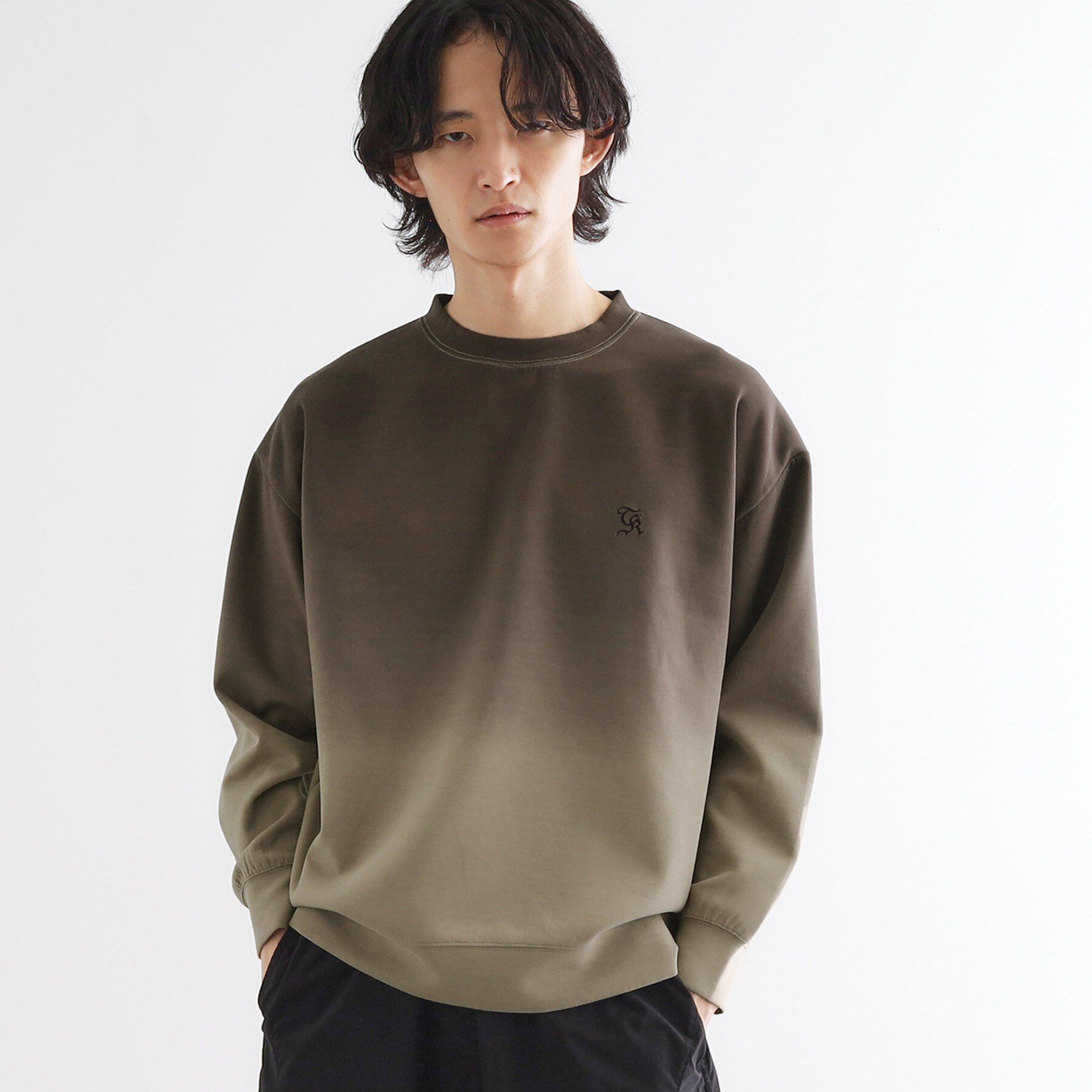 tk.TAKEO KIKUCHI「グラデーションダイ・ダンボールスウェット」|パーカー|