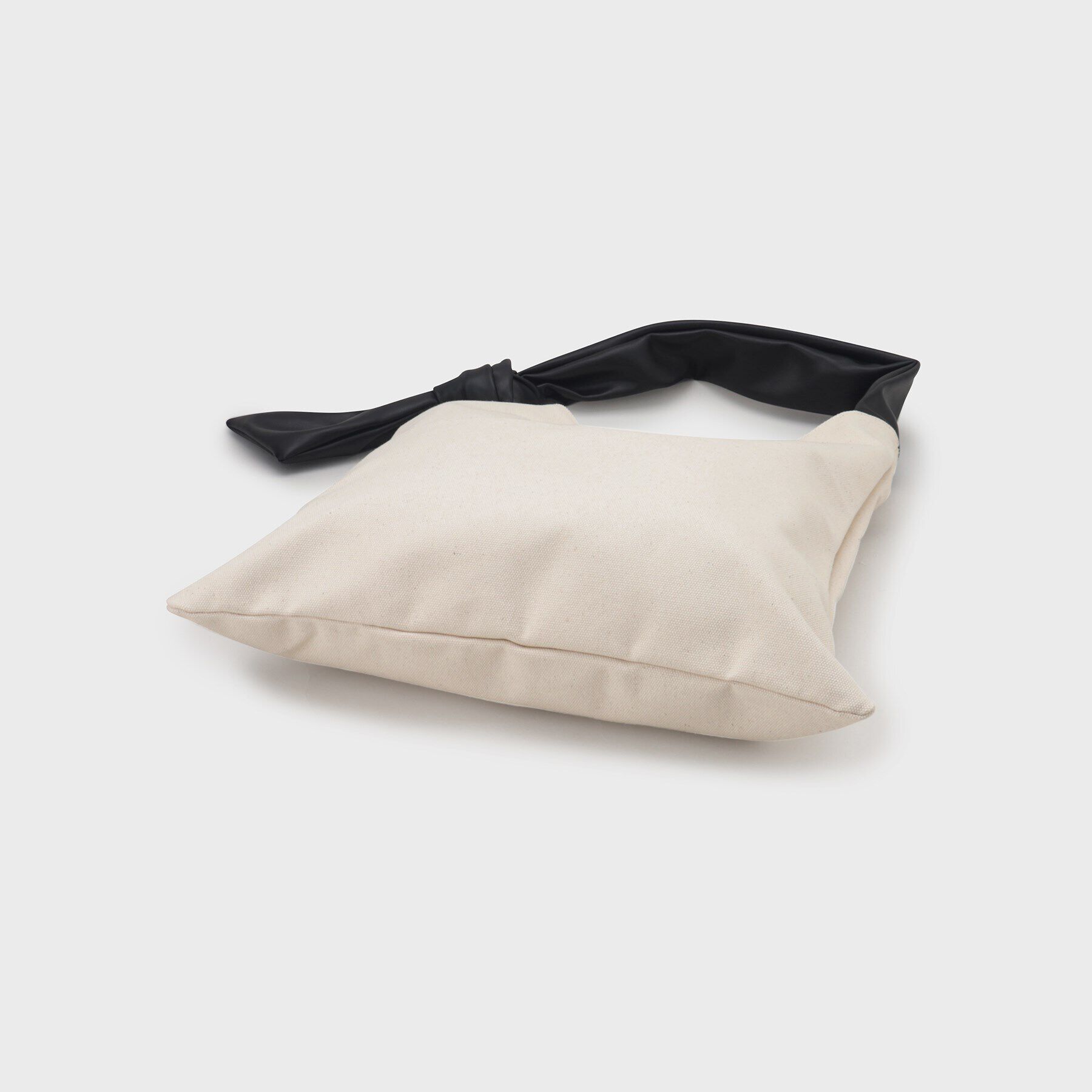 tk.TAKEO KIKUCHI「ギミックショルダーバッグ」|ショルダー・メッセンジャー|