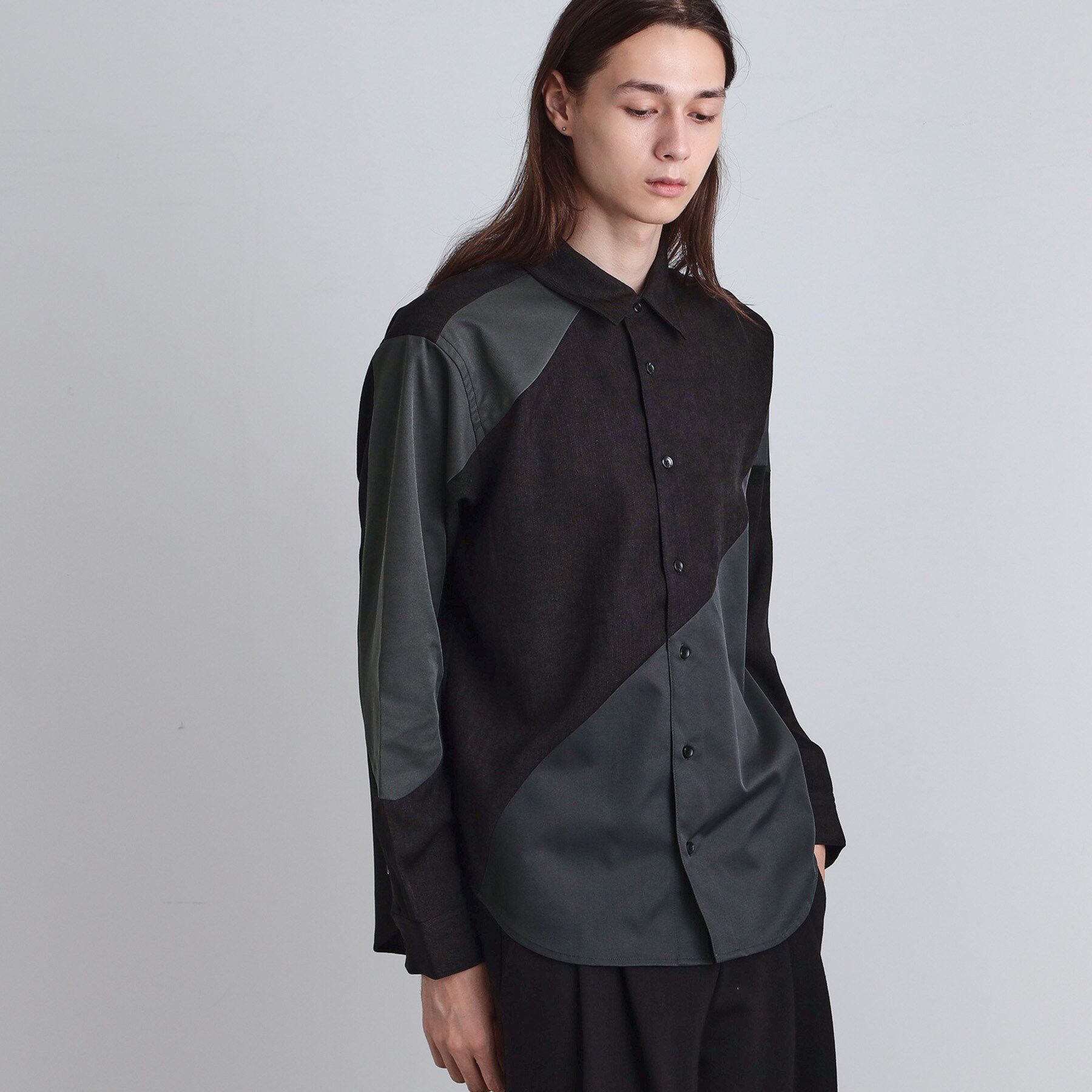 tk.TAKEO KIKUCHI「ヘリンボーンカーブスイッチシャツ」|シャツ・ブラウス|ブラック(019)