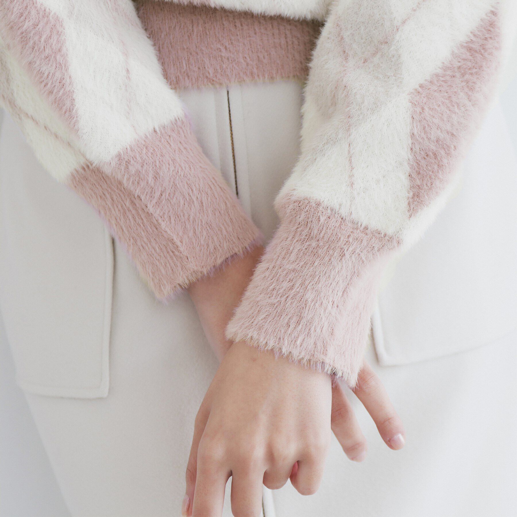 index「アーガイルチェックフェザーニット【洗濯機洗い可】」|ニット・セーター|