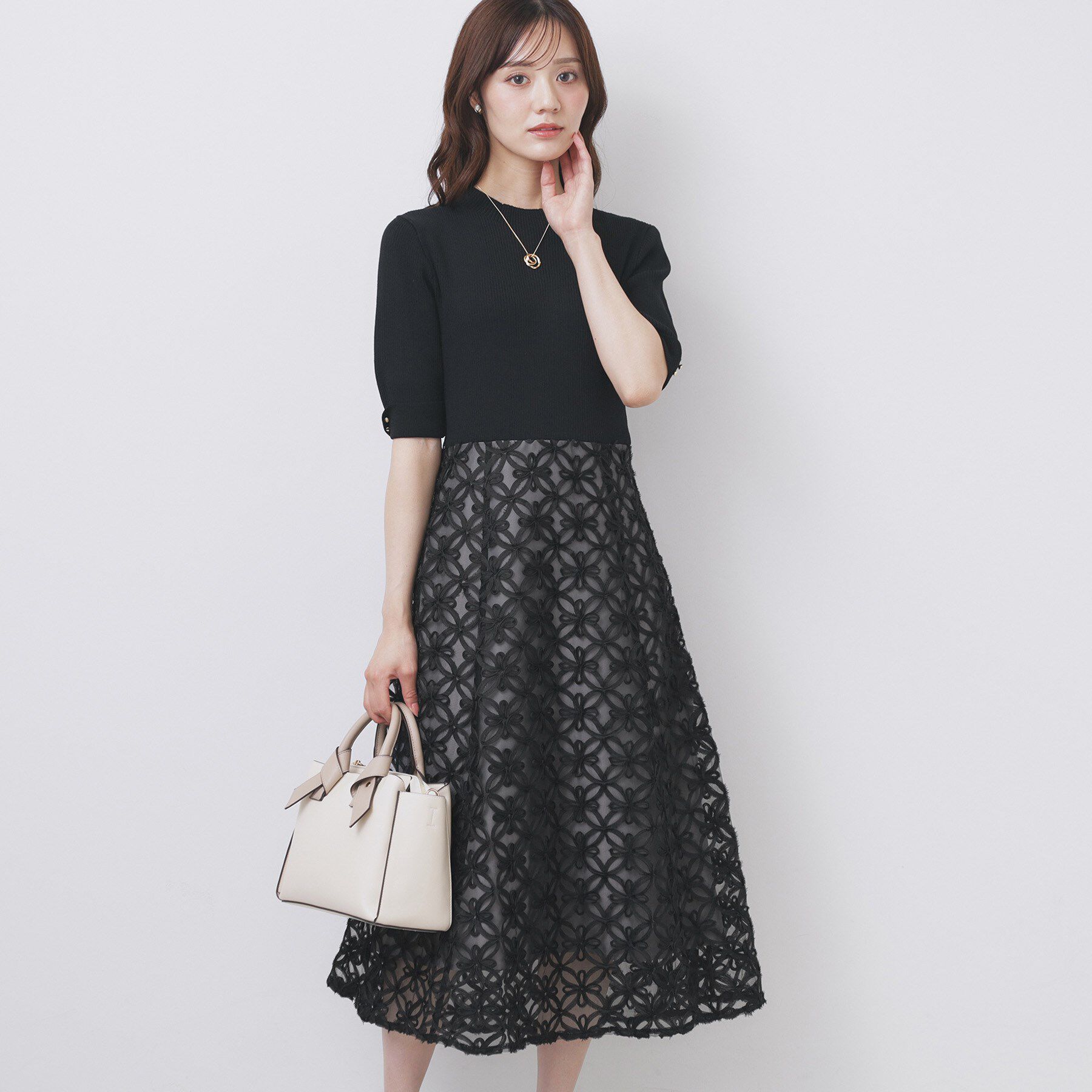 index「フラワーレースドッキングワンピース【洗える/抗ピル】」|ワンピース|