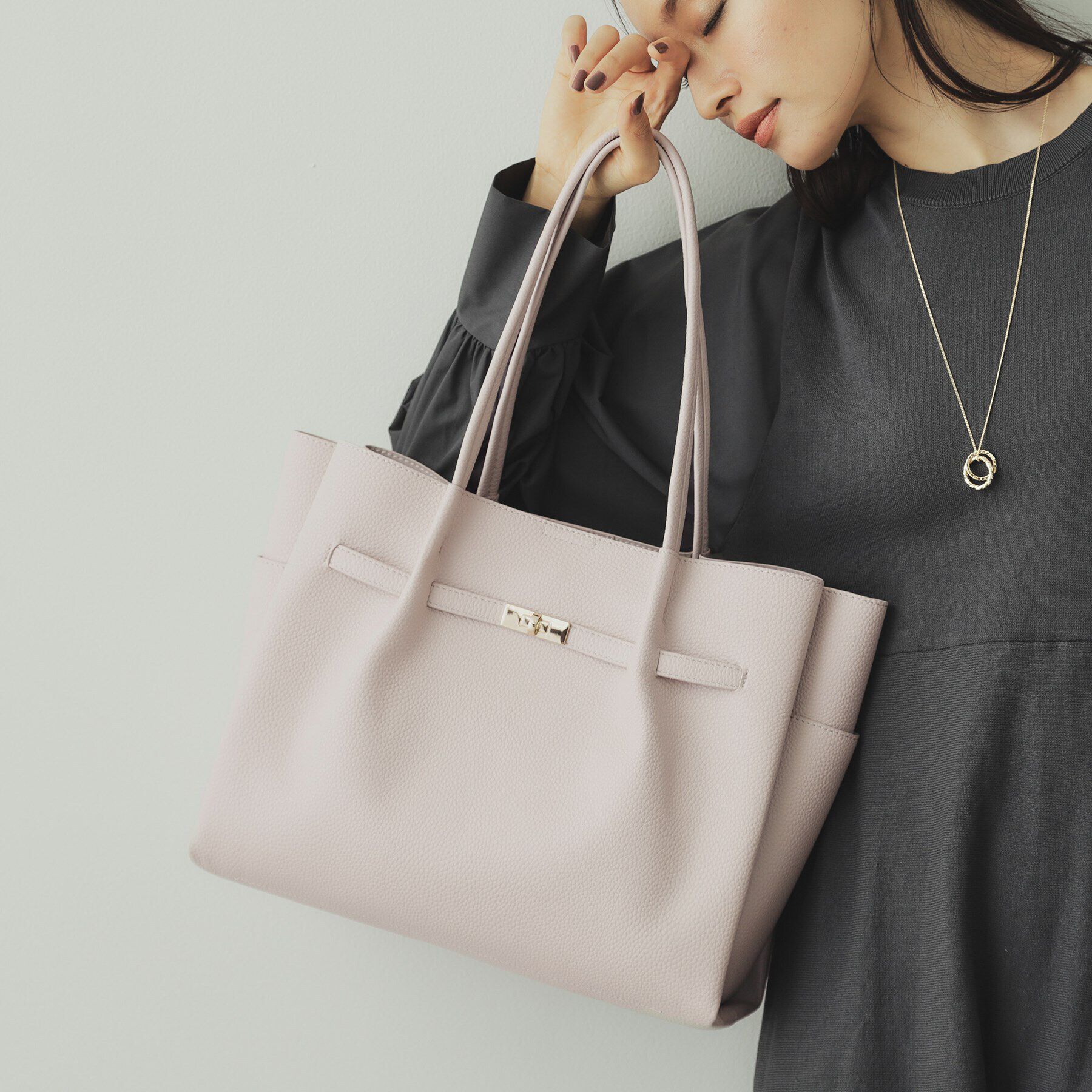 OPAQUE.CLIP「【軽量／A4サイズ対応／通勤対応】フロントベルトデザイントートバッグ」|トートバッグ|