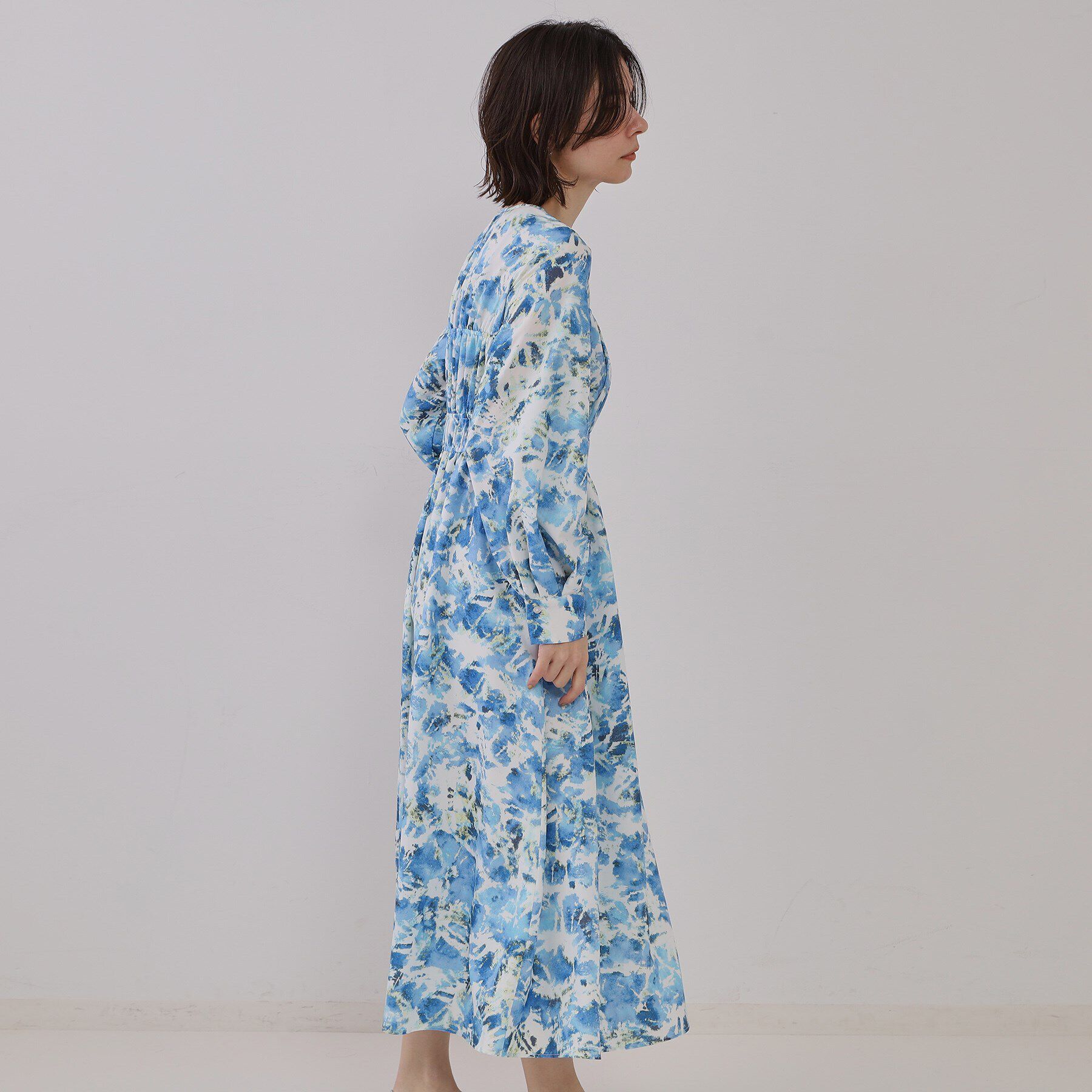 OPAQUE.CLIP「ぼかしフラワープリントワンピース【洗濯機洗い可】」|ワンピース|