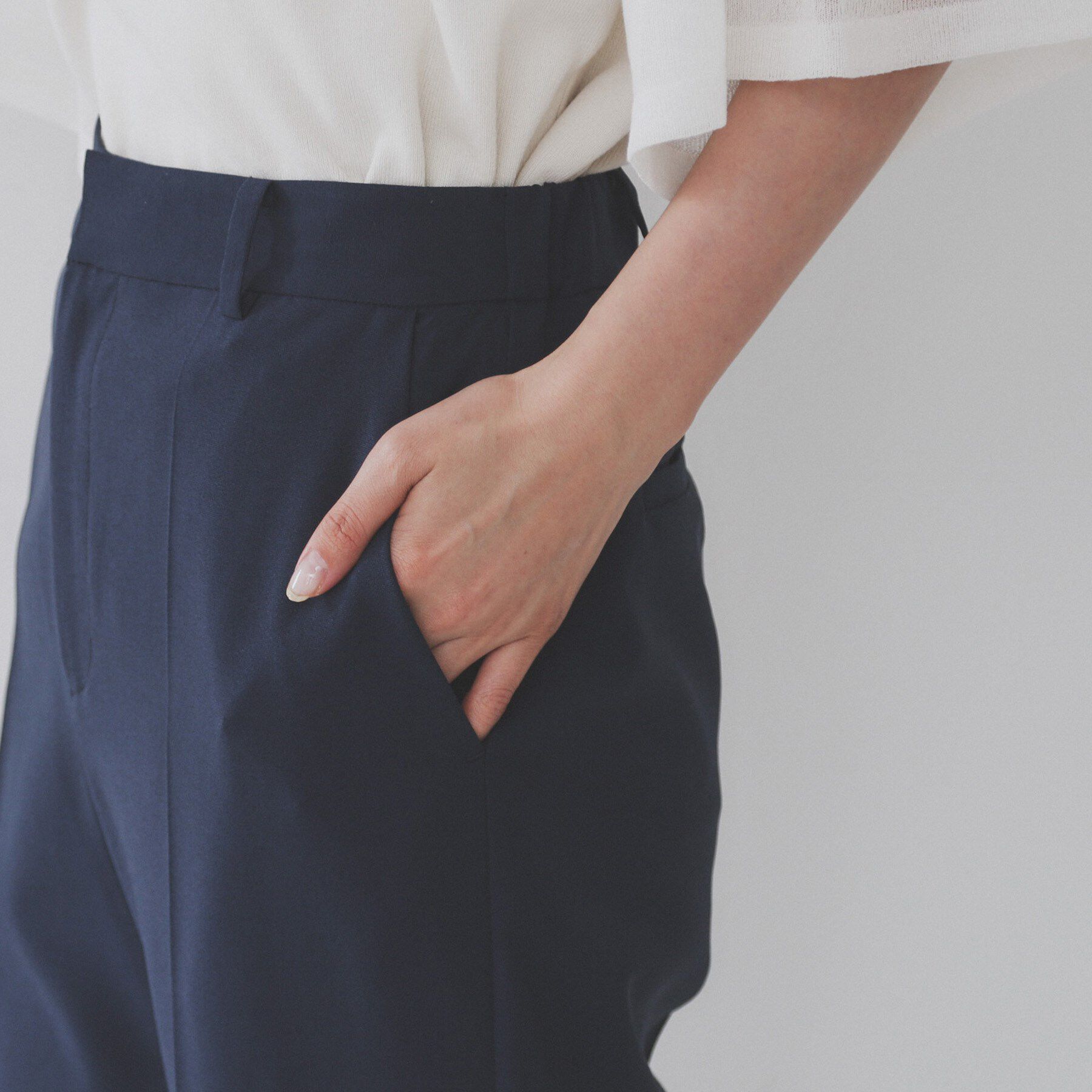 OPAQUE.CLIP「ストレッチリネンライク美脚テーパードパンツ【洗濯機洗い可/吸水速乾】」|その他|