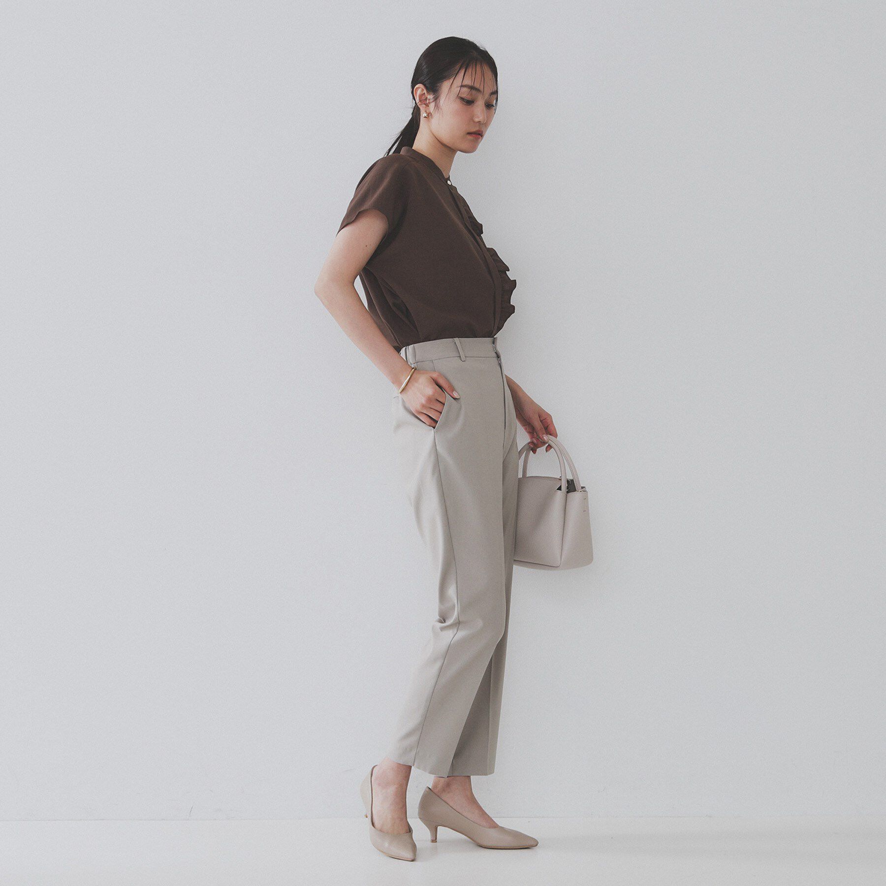 OPAQUE.CLIP「リネンライクフロントフリルブラウス【洗濯機洗い可/吸水速乾/接触冷感】」|シャツ・ブラウス|