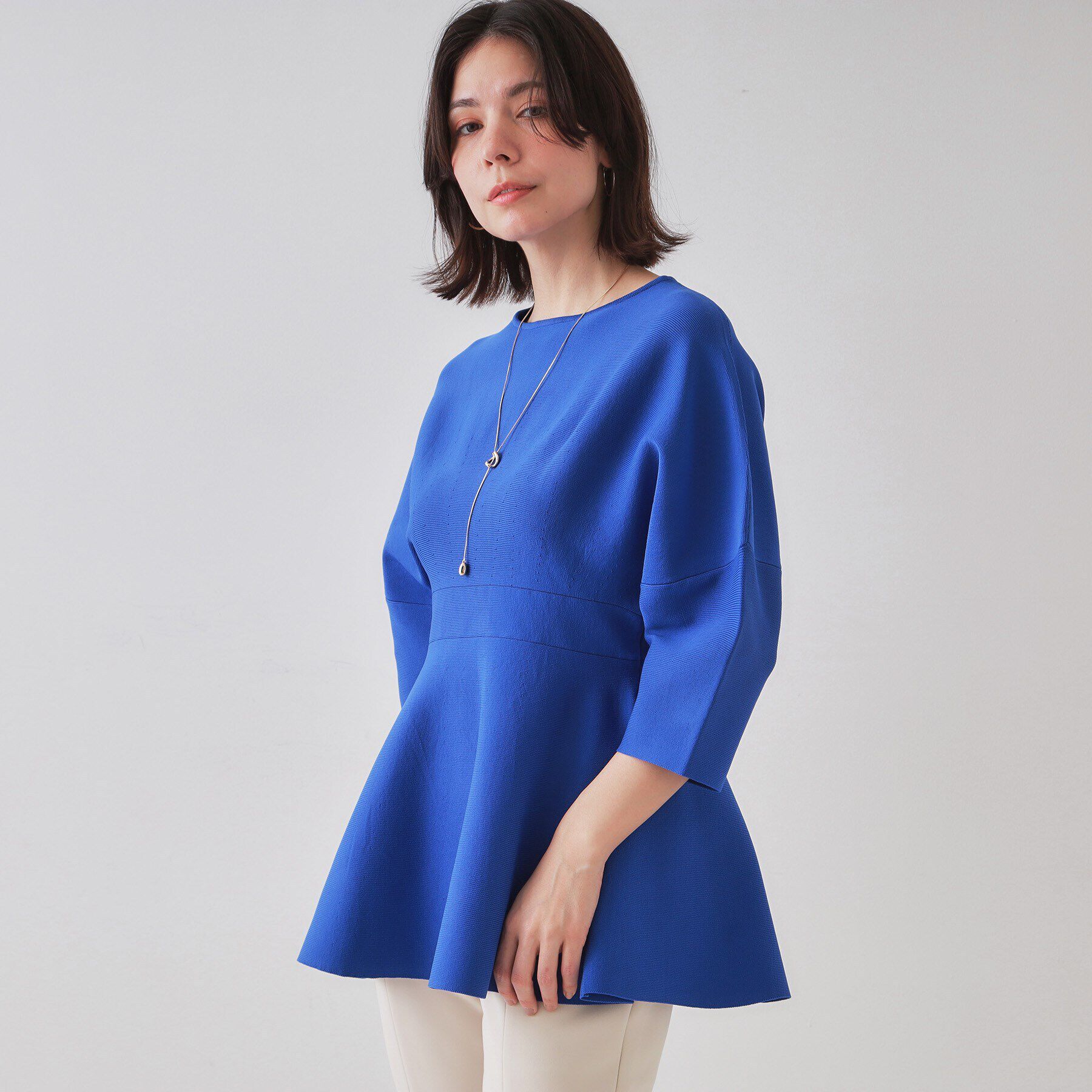 OPAQUE.CLIP「ランタンスリーブペプラムデザインニット【洗濯機洗い可/抗ピル】」|ニット・セーター|ブルー(093)