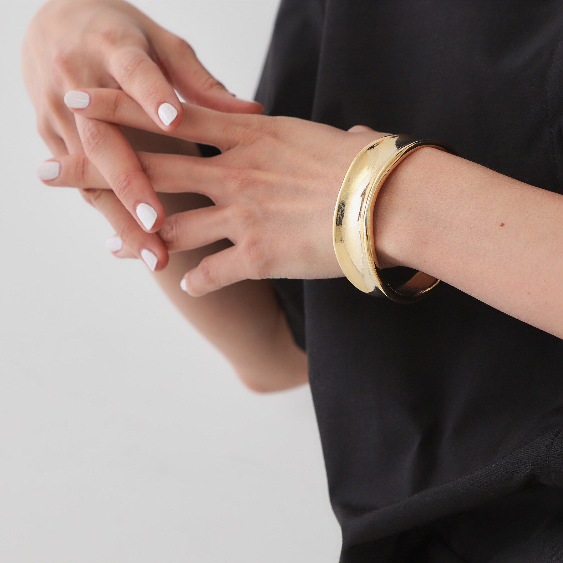 OPAQUE.CLIP「ワイドカーブメタルバングル」|ブレスレット・バングル|