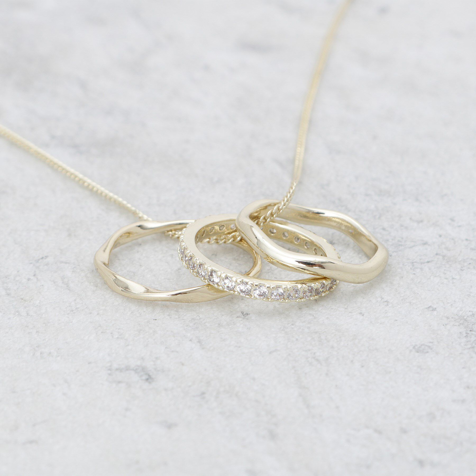 OPAQUE.CLIP「トリプルリングネックレス」|ネックレス|