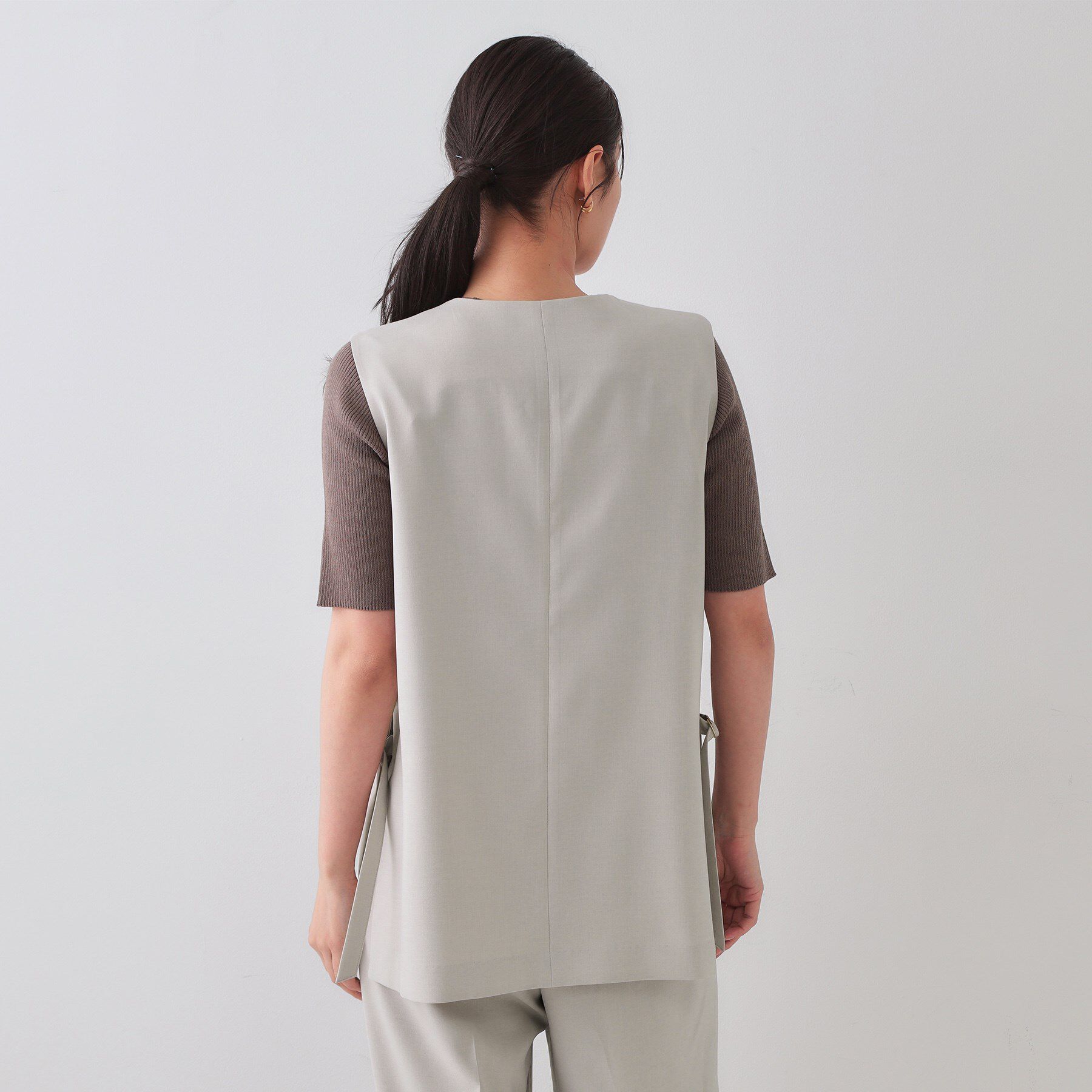 OPAQUE.CLIP「ストレッチVネックジレ/セットアップ対応【UV/接触冷感/洗濯機洗い可/抗ピル】」|ベスト・ジレ|