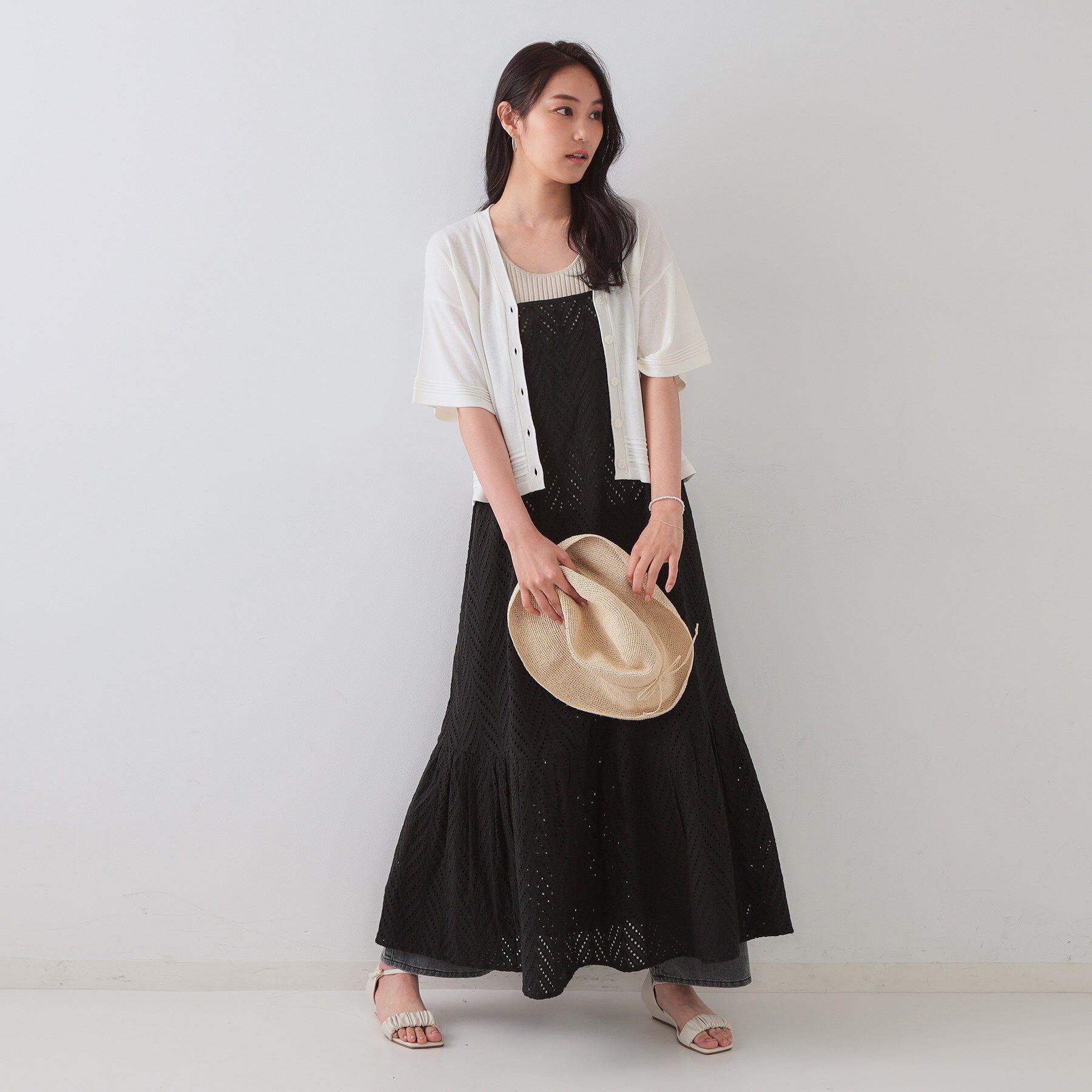 OPAQUE.CLIP「Vネックショートニットカーディガン【洗濯機洗い可/抗ピル】」|カーディガン|