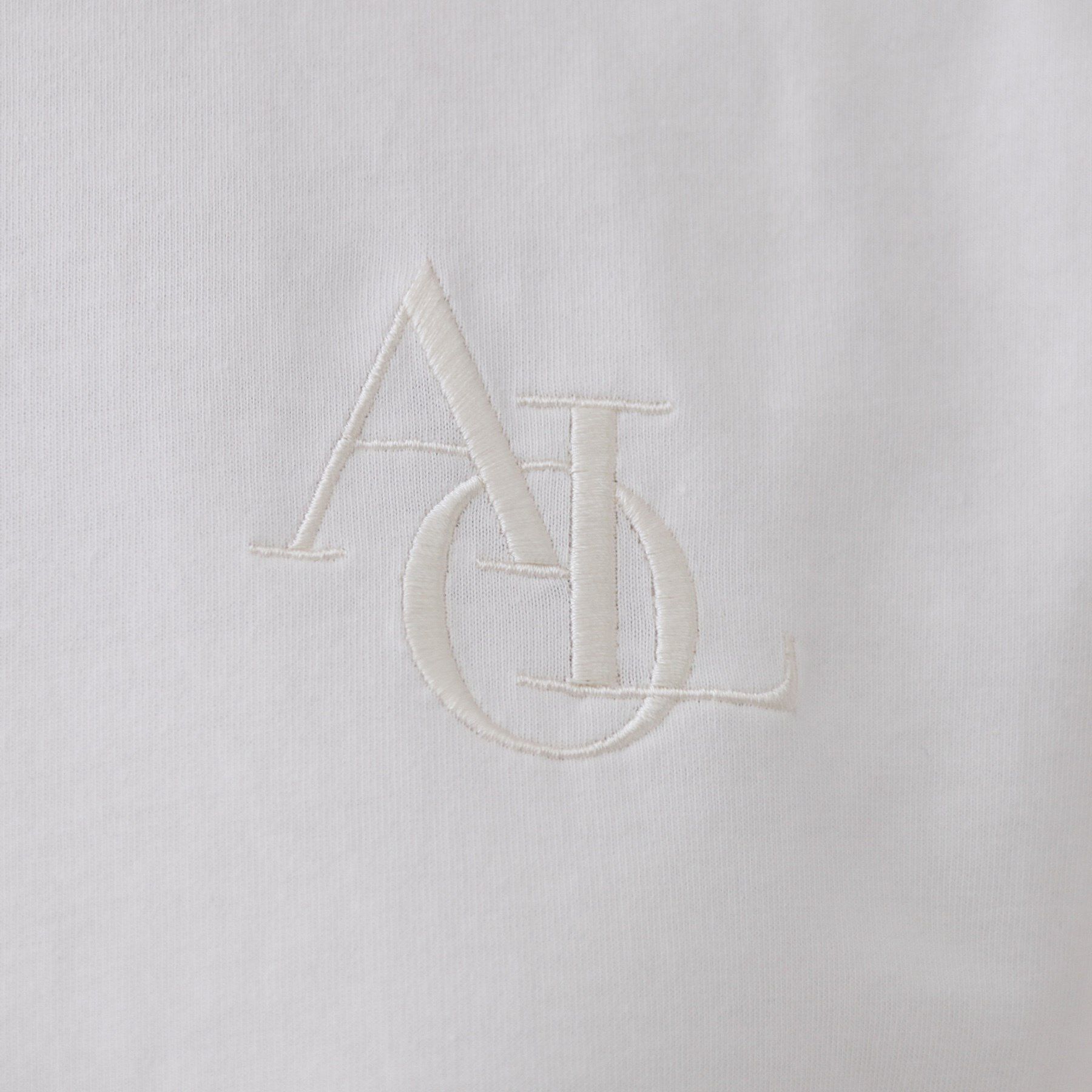 OPAQUE.CLIP「刺繍ロゴワイドシルエットTシャツ【洗濯機洗い可】」|Tシャツ・カットソー|