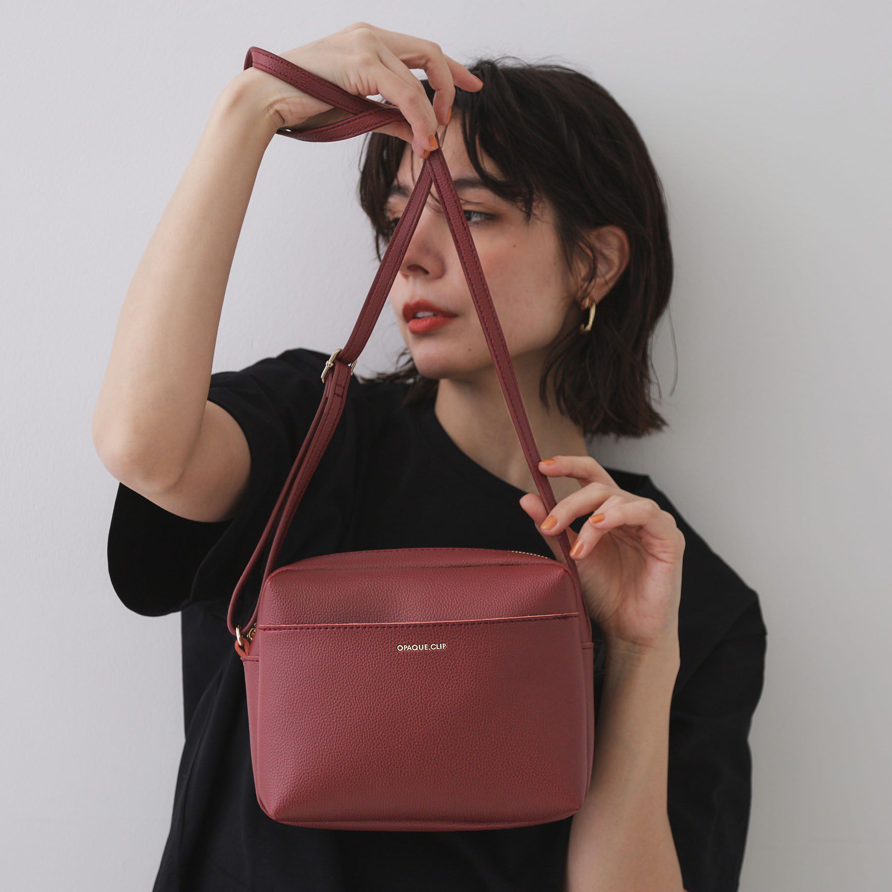 OPAQUE.CLIP「【長さ調節可能】ラウンドスクエアマチ付きミニショルダーバッグ」|ショルダー・メッセンジャー|