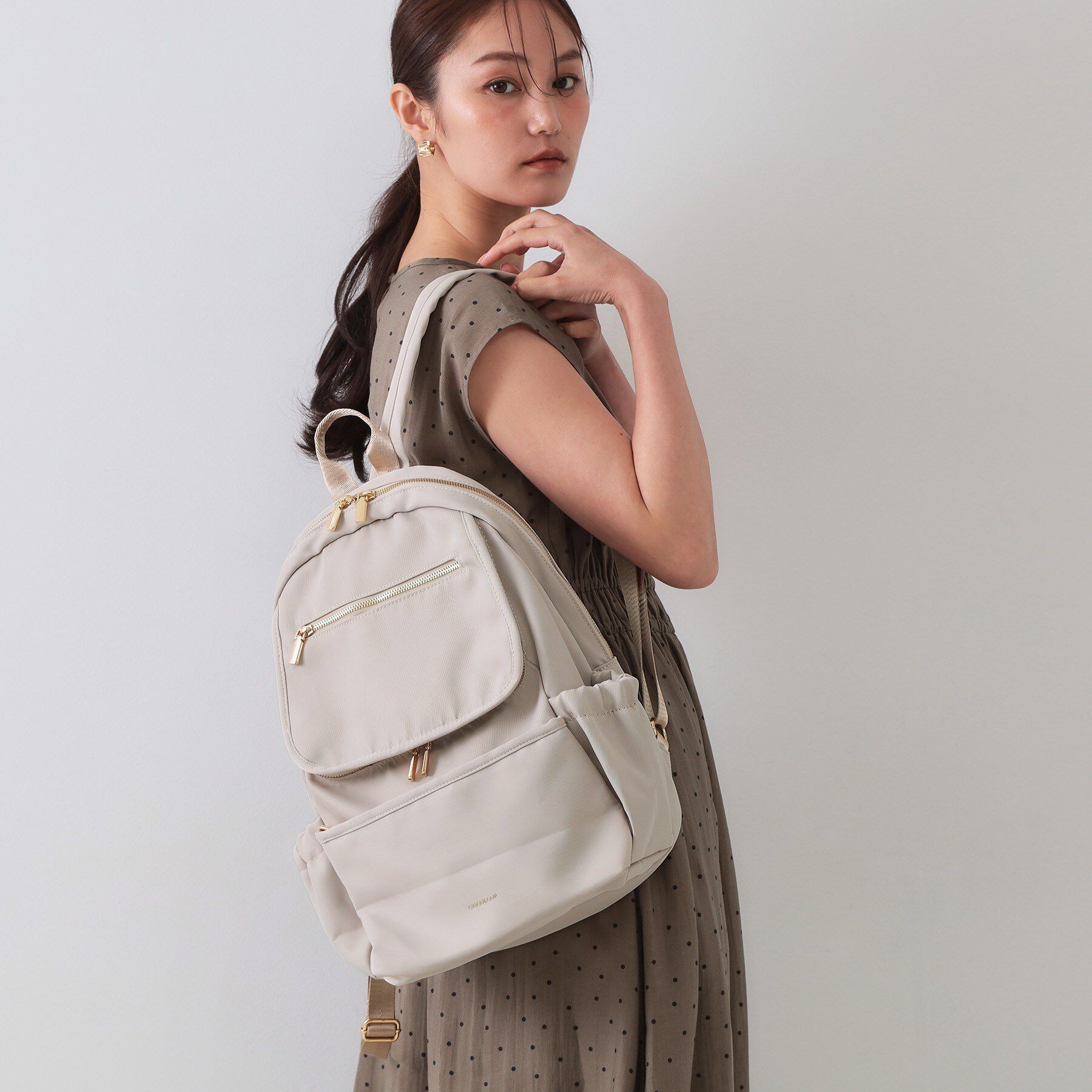 OPAQUE.CLIP「【撥水加工/多ポケット/A4サイズ対応】マルチファンクションツイルリュックサック」|リュック|