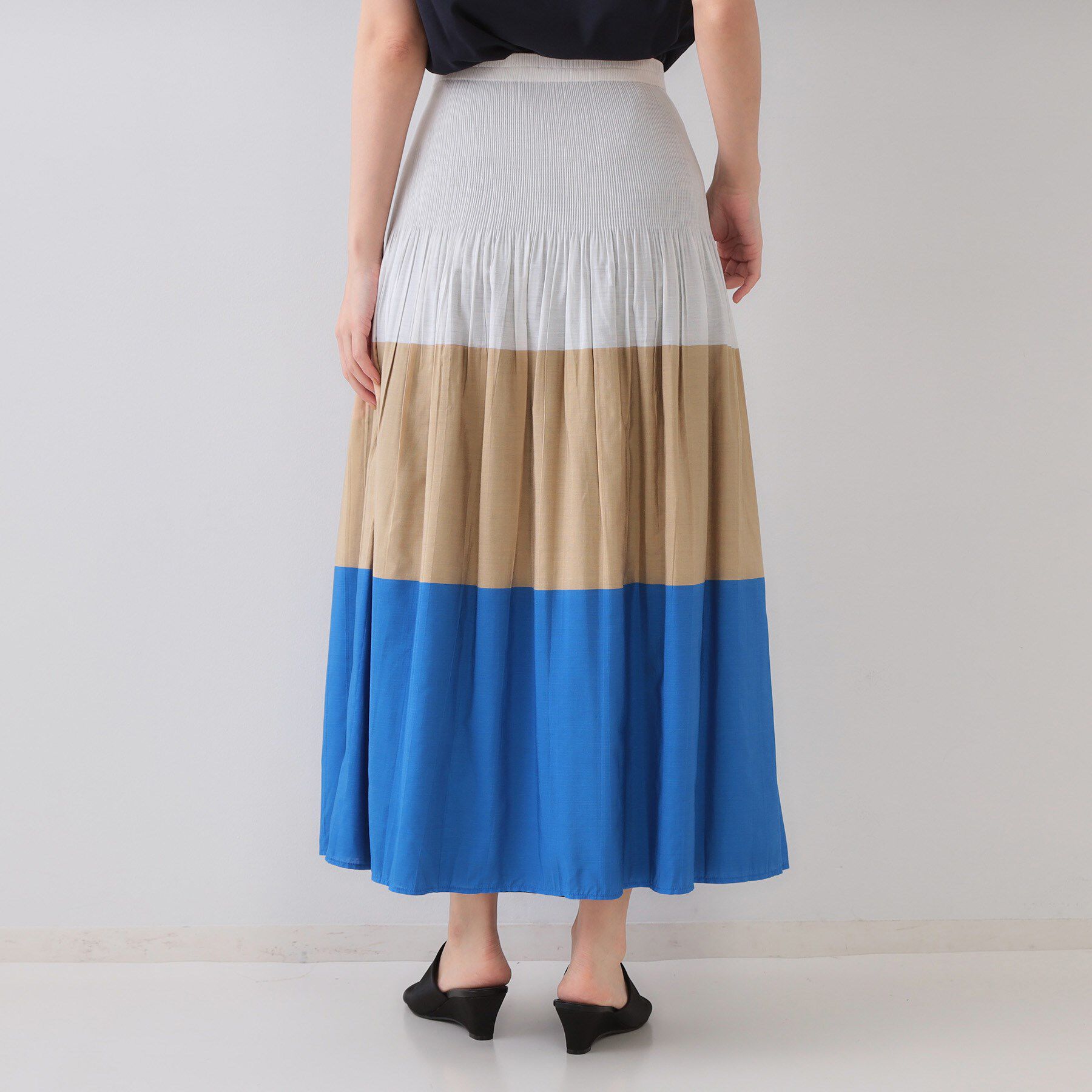 OPAQUE.CLIP「シャーリングフレアスカート/リバーシブル着用可【洗濯機洗い可】」|スカート|