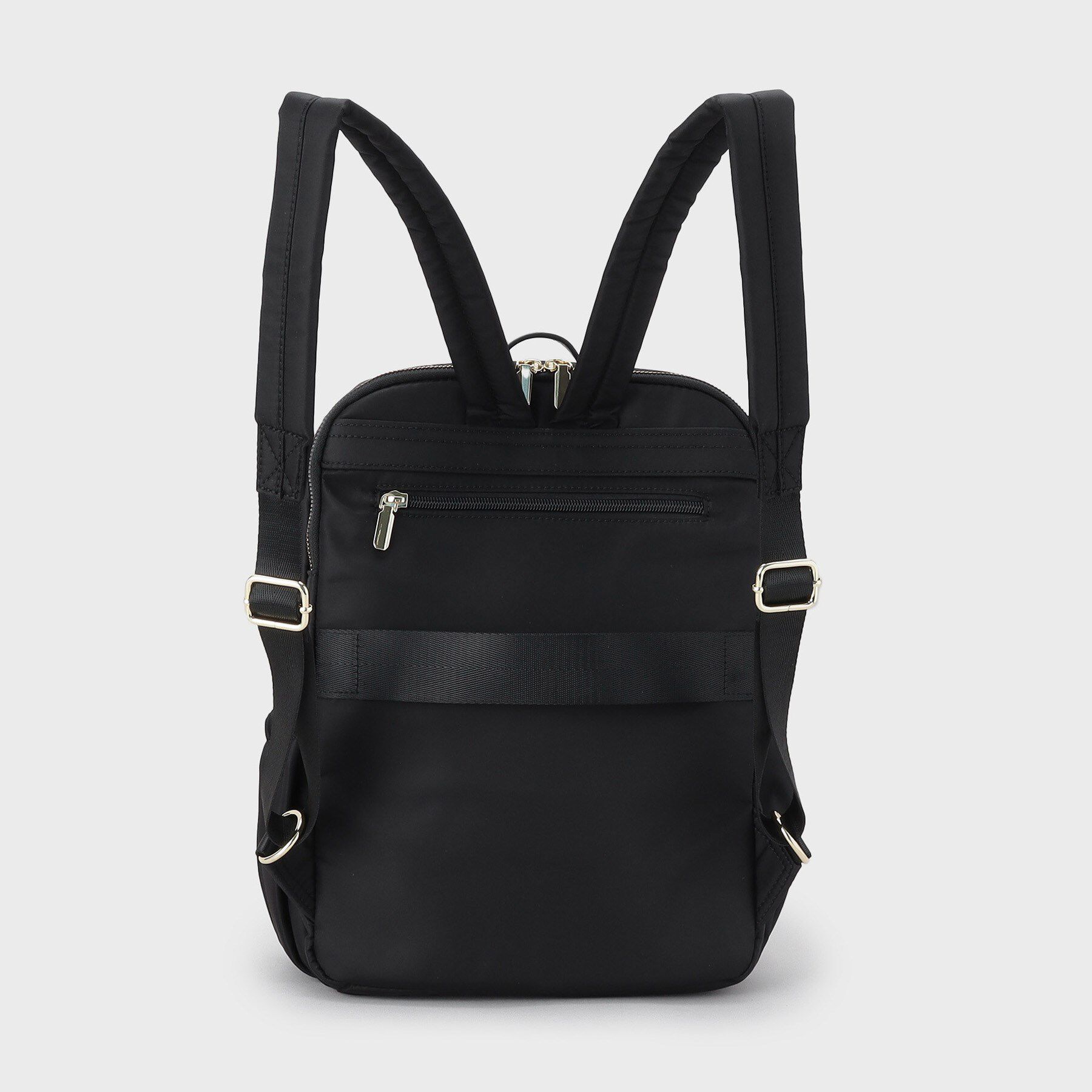 OPAQUE.CLIP「【マルチポケット/PC収納可能】ナイロンスクエアリュックサック」|リュック|