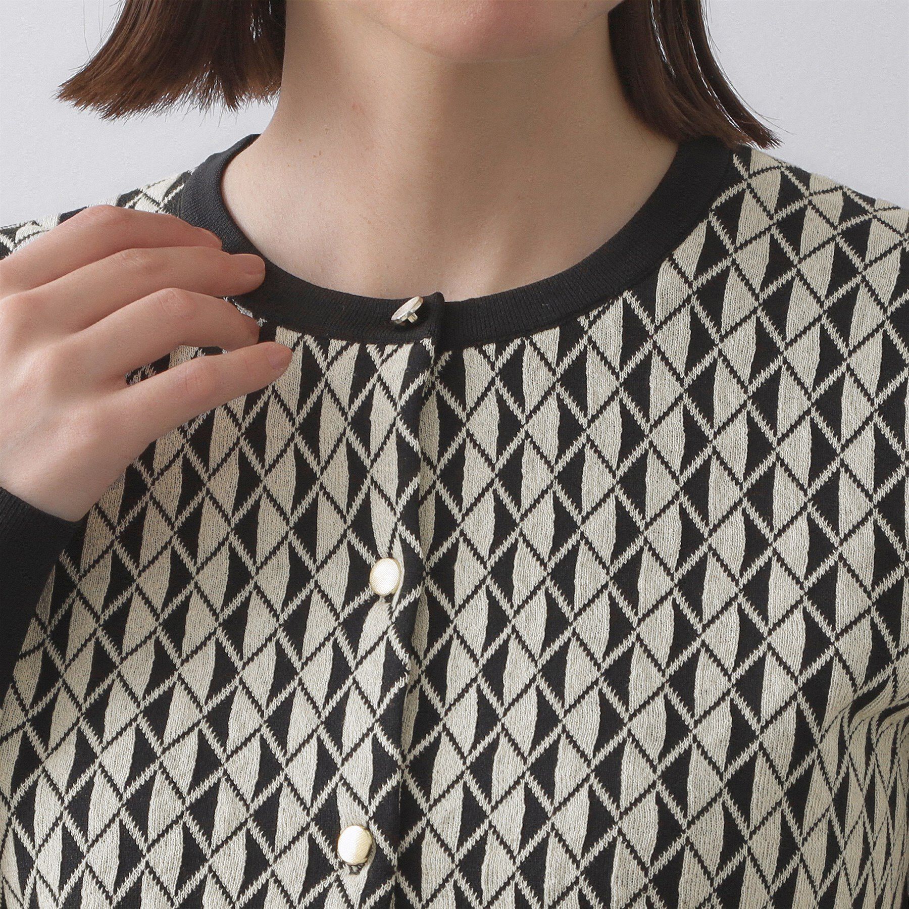 OPAQUE.CLIP「幾何学柄ジャカードニットカーディガン【洗濯機洗い可／抗ピル】」|カーディガン|