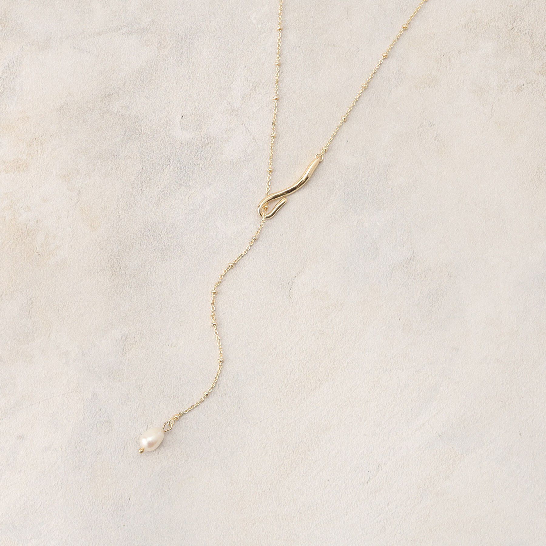 OPAQUE.CLIP「淡水パール&times;メタルバー スライドネックレス」|ネックレス|