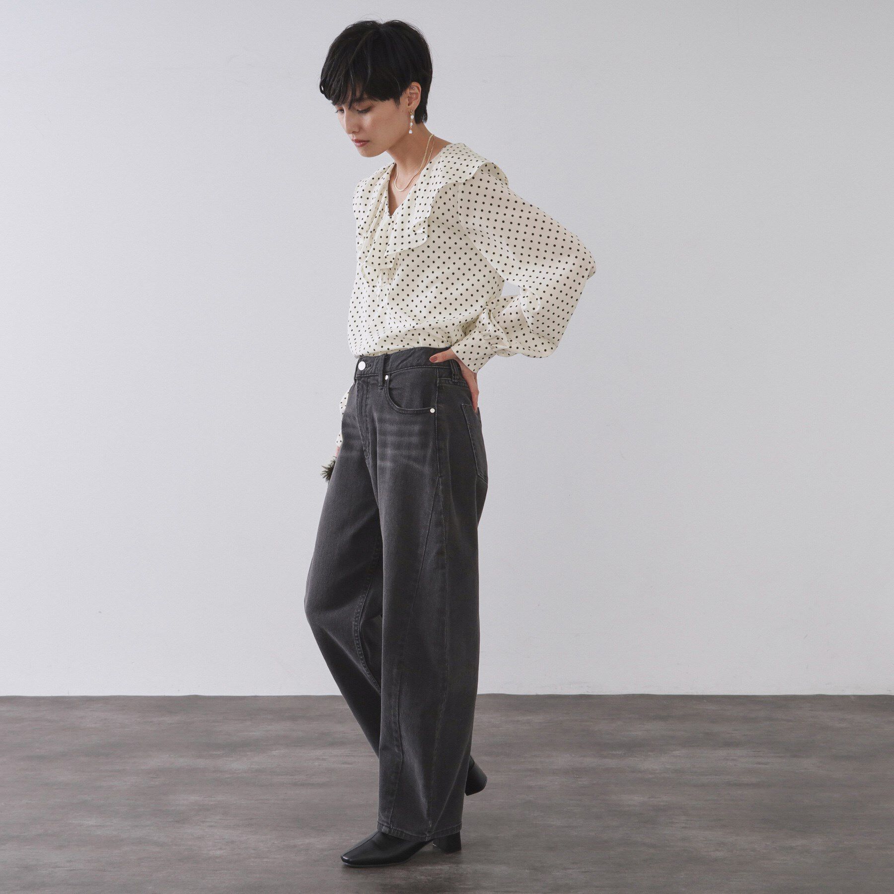 OPAQUE.CLIP「ドットプリントラッフルブラウス【洗濯機OK】」|シャツ・ブラウス|